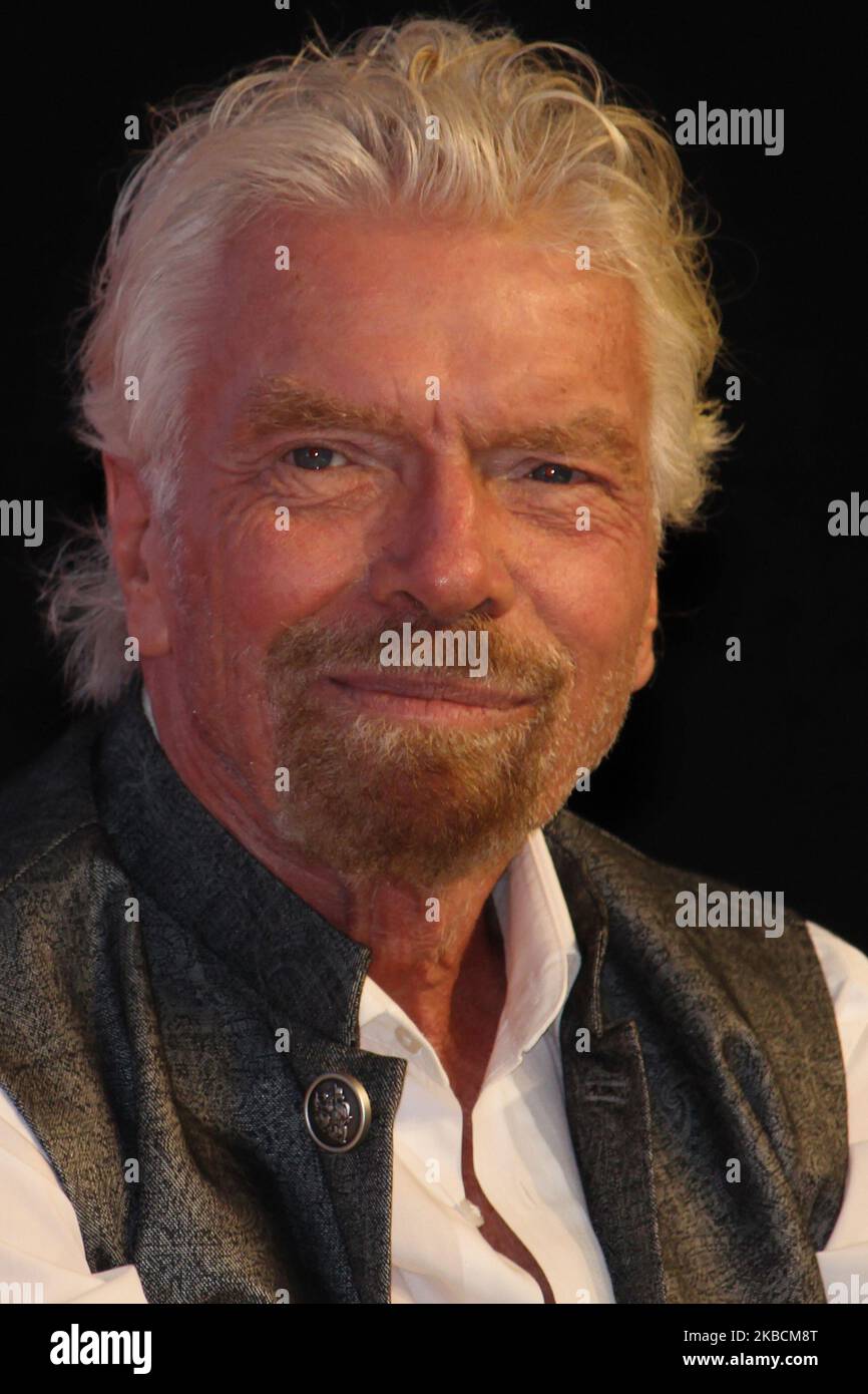 Sir Richard Branson, Gründer der Virgin Group, blickt auf den Start des täglichen Flugdienstes von Mumbai nach London in Mumbai, Indien, am 11. Dezember 2019 zurück. (Foto von Himanshu Bhatt/NurPhoto) Stockfoto