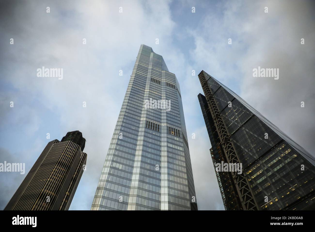 Wolkenkratzer in der City of London: (L-R) 42 Tower, 22 Bishopsgate und das Leadenhall Building. London, Vereinigtes Königreich am 11. Dezember 2019. (Foto von Beata Zawrzel/NurPhoto) Stockfoto