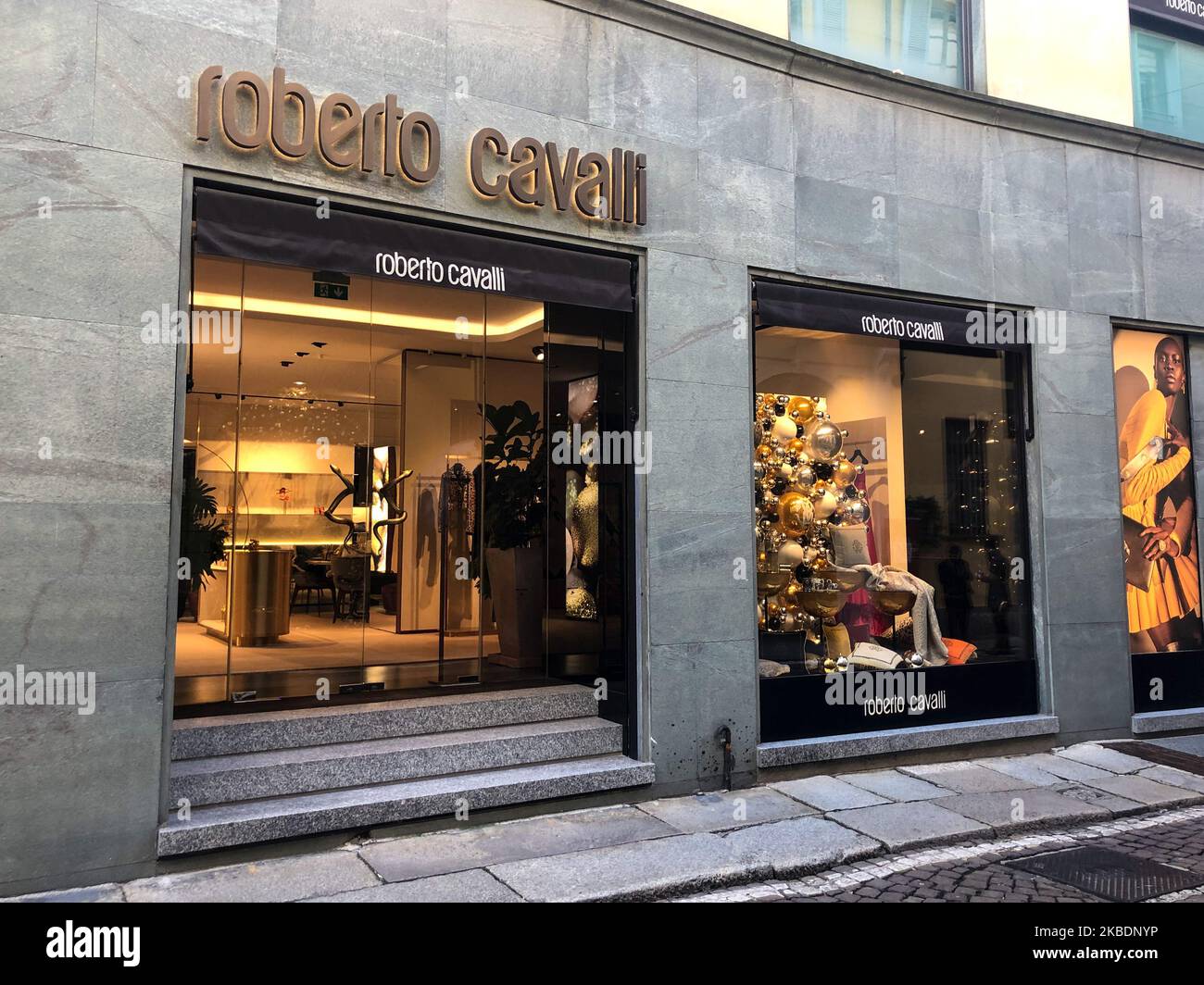 Gesamtansicht des Roberto Cavalli-Geschäfts in Mailand, Italien, am 02 2020. Januar (Foto: Mairo Cinquetti/NurPhoto) Stockfoto
