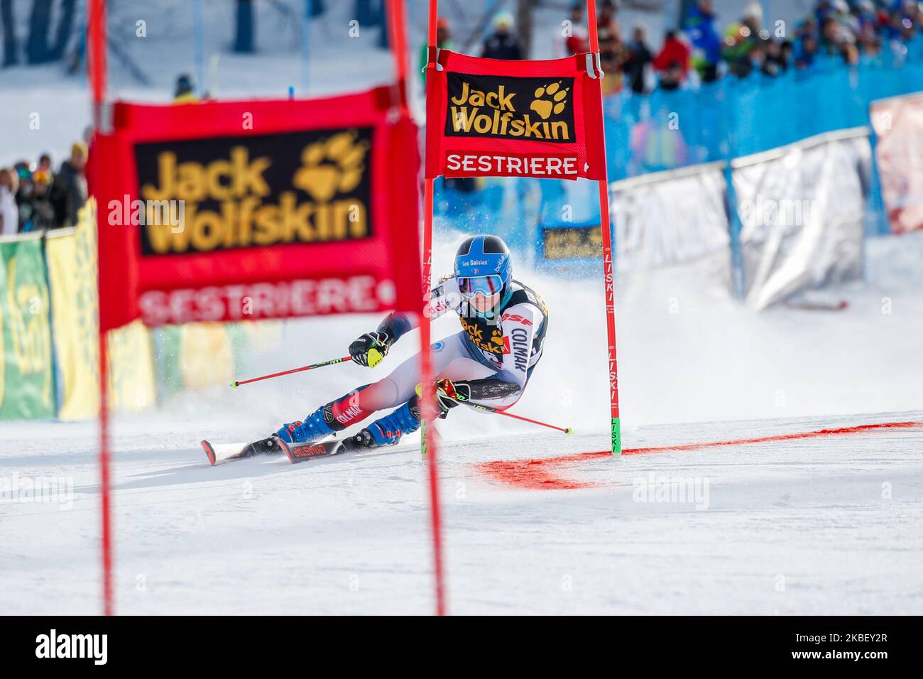 Clara DIREZ (FRA) tritt beim Audi FIS Alpine Ski World Cup Frauen Parallel Riesenslalom am 19. Januar 2020 in Sestriere Italien an. (Foto von Mauro Ujetto/NurPhoto) Stockfoto