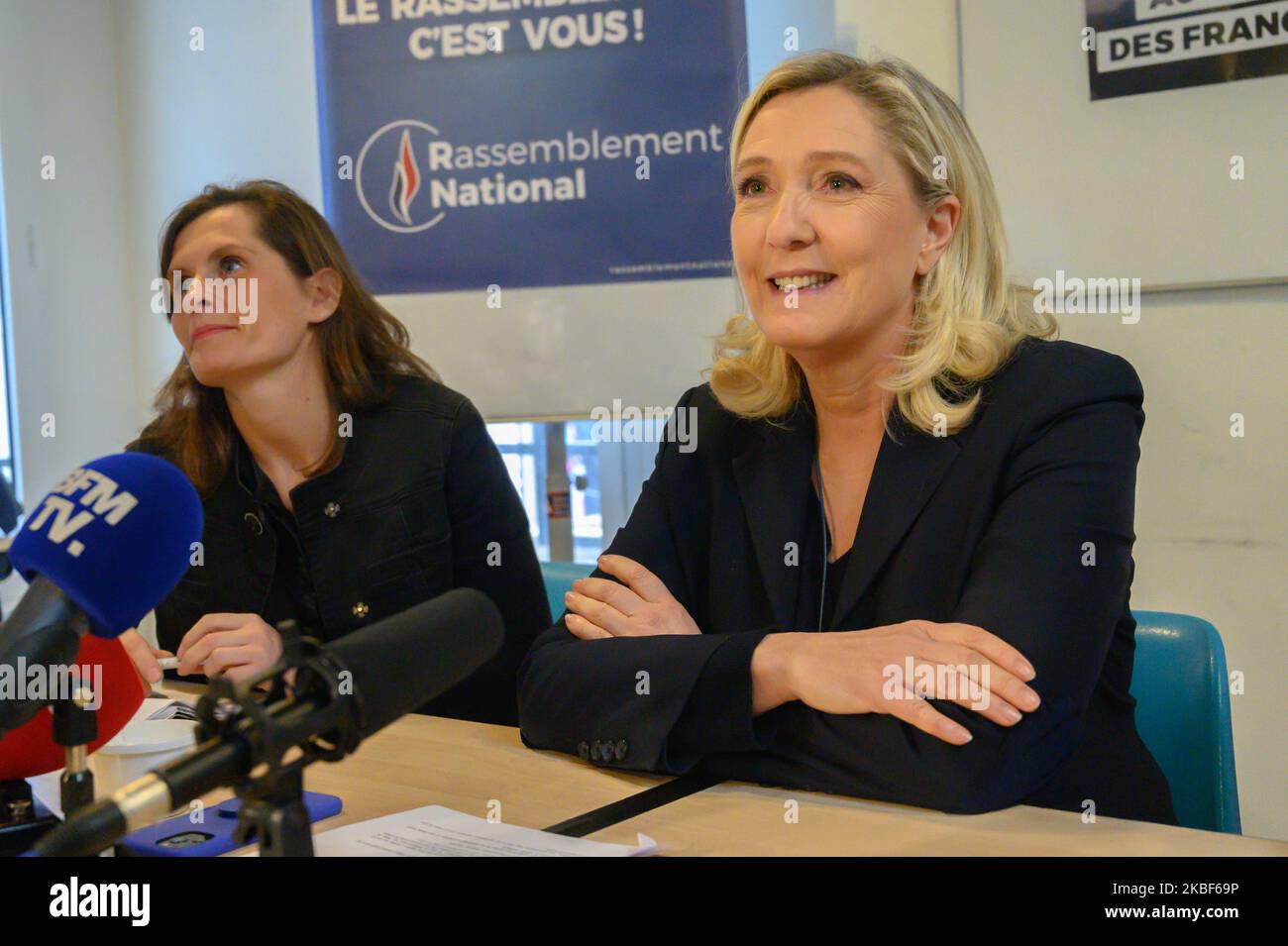 Marine Le Pen, Präsidentin des Rassemblement National, die ihre Kandidatur für die Präsidentschaftswahlen 2022 bekannt gab, unterstützte Eleonore Revel, Kandidatin für die Kommunalwahlen vom 2020. März in Nantes, Frankreich, am 23. Januar 2020. (Foto von Estelle Ruiz/NurPhoto) Stockfoto