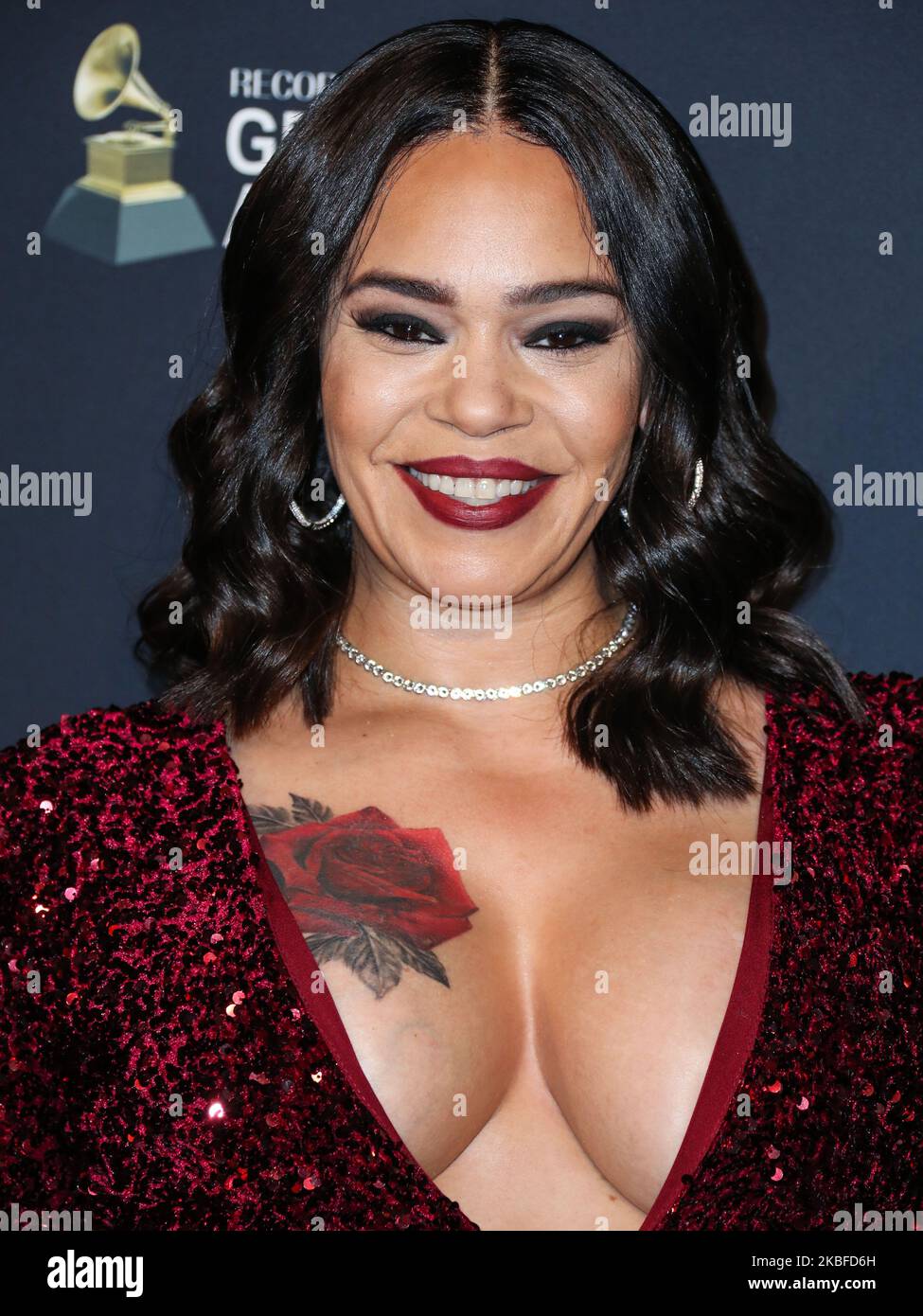 BEVERLY HILLS, LOS ANGELES, KALIFORNIEN, USA - 25. JANUAR: Faith Evans kommt an der Recording Academy und Clive Davis' Pre-GRAMMY Gala 2020 an, die am 25. Januar 2020 im Beverly Hilton Hotel in Beverly Hills, Los Angeles, Kalifornien, USA, stattfand. (Foto von Xavier Collin/Image Press Agency/NurPhoto) Stockfoto