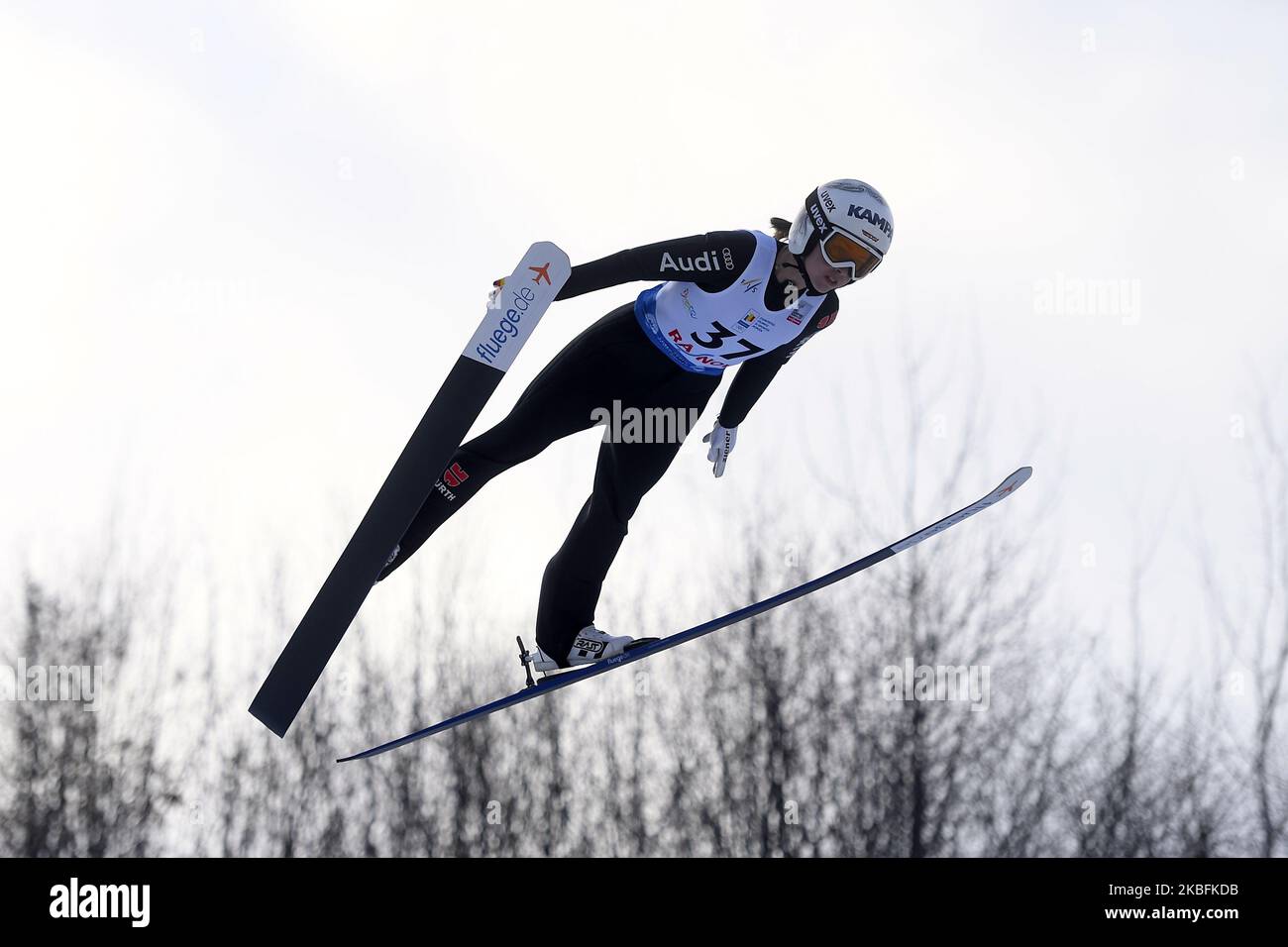 Juliane Seyfarth aus Österreich beim FIS Skisprung-Frauen-Weltcup in Rasnov, Rumänien, 26. Januar 2020 (Foto: Alex Nicodim/NurPhoto) Stockfoto
