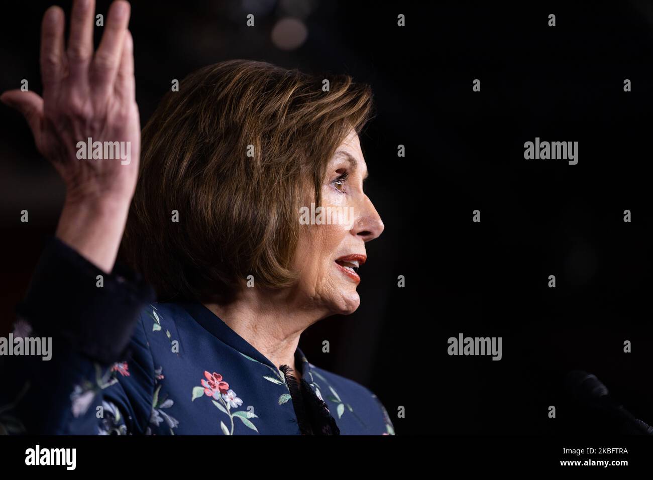 DIE US-Sprecherin des Repräsentantenhauses Nancy Pelosi hält am 30. Januar 2020 ihre wöchentliche Pressekonferenz auf dem Capitol Hill in Washington ab. (Foto von Aurora Samperio/NurPhoto) Stockfoto