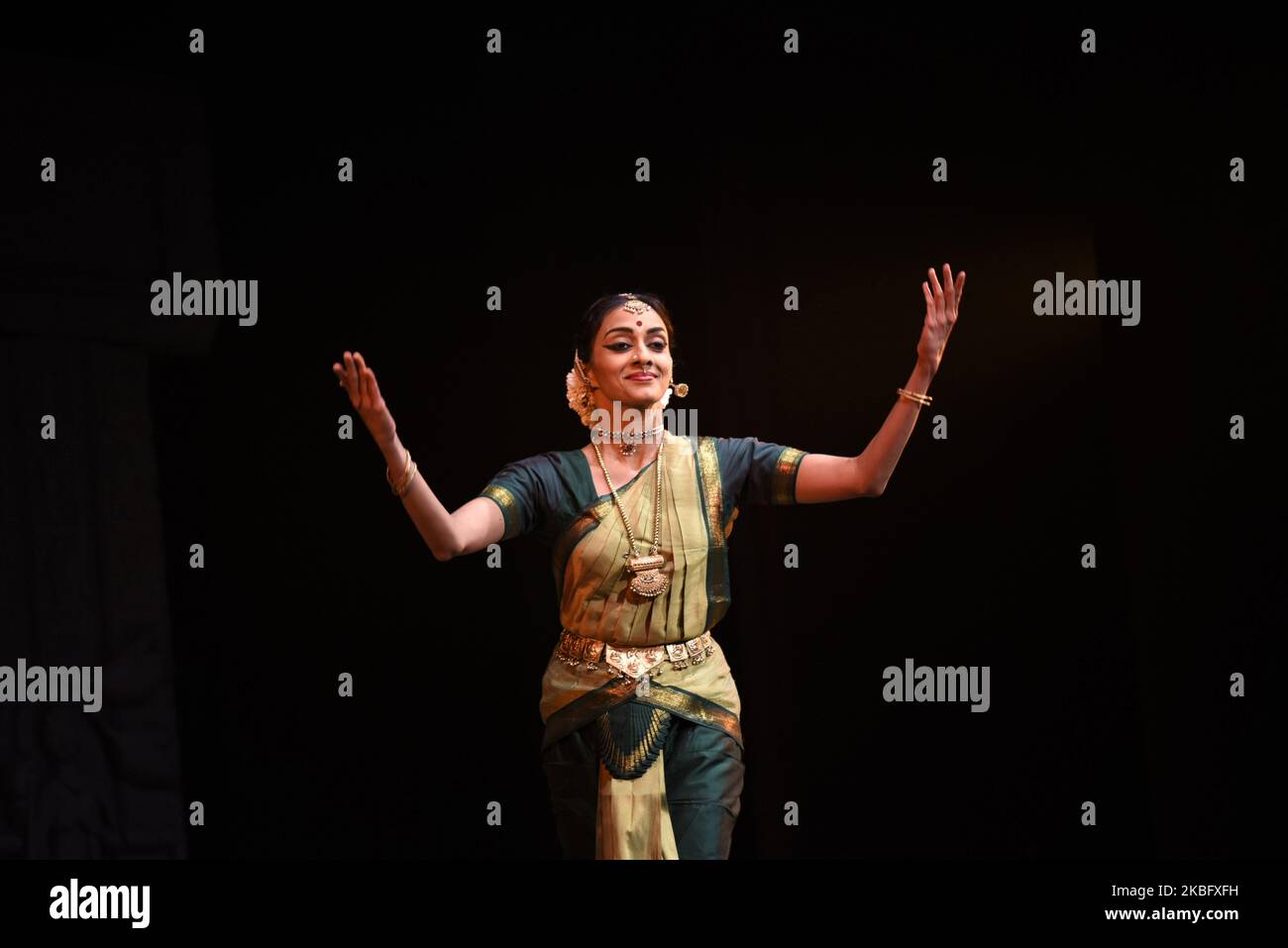 Bharatanatyam Dancer Lakshmi Parthasarathy Athreya beim Pragjyoti International Dance Festival 11. im Sri Madhabdev International Auditorium, in Panjabari, Guwahati, Assam, Indien am Freitag, 31. Januar 2020. (Foto von David Talukdar/NurPhoto) Stockfoto