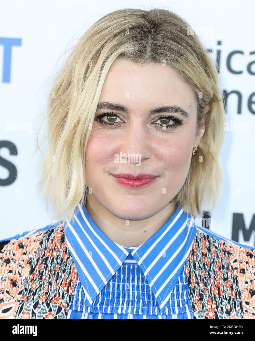 SANTA MONICA, LOS ANGELES, KALIFORNIEN, USA - 08. FEBRUAR: Greta Gerwig kommt bei den Film Independent Spirit Awards 2020 an, die am 8. Februar 2020 in Santa Monica, Los Angeles, Kalifornien, USA, am Santa Monica Beach verliehen wurden. (Foto von Xavier Collin/Image Press Agency/NurPhoto) Stockfoto