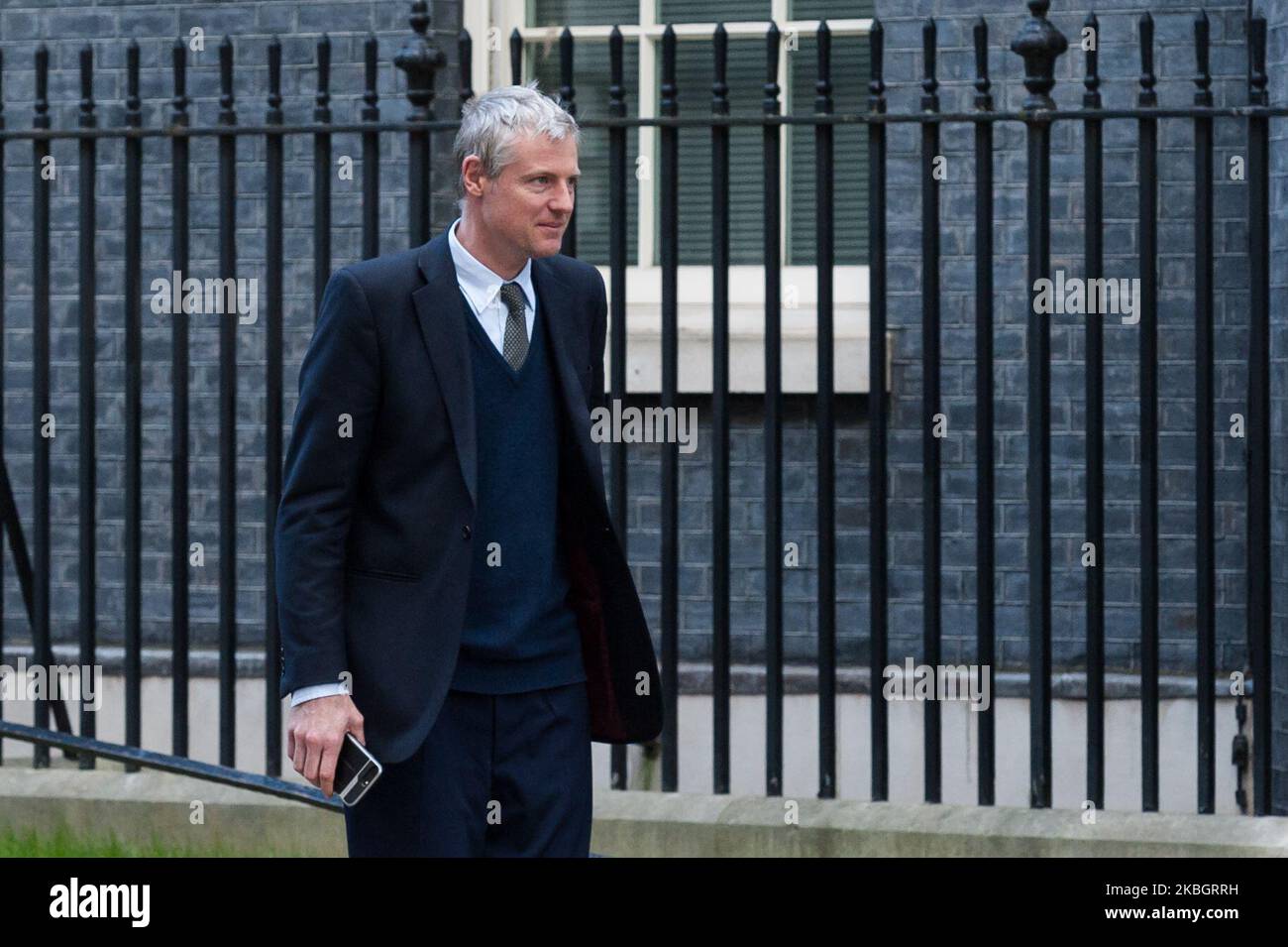 Staatsminister Baron Goldsmith von Richmond Park verlässt die Downing Street 10 im Zentrum Londons, nachdem er an einer Kabinettssitzung am 11. Februar 2020 in London, England, teilgenommen hatte. Es wird erwartet, dass Premierminister und seine Regierung grünes Licht für das Hochgeschwindigkeitsbahnprojekt HS2 geben werden, trotz der Bedenken hinsichtlich der Kosten, die jetzt auf £106 Milliarden geschätzt werden, und der potenziellen Umweltauswirkungen seines Baus. (Foto von Wiktor Szymanowicz/NurPhoto) Stockfoto