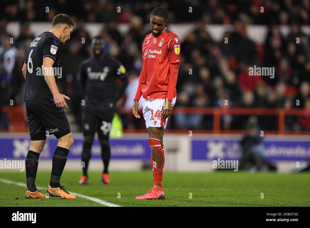 Adama Diakhaby (14) aus Nottingham Forest reagiert am Dienstag, den 11.. Februar 2020, nach einer verpassten Torchance während des Sky Bet Championship-Spiels zwischen Nottingham Forest und Charlton Athletic auf dem City Ground in Nottingham. (Foto von Jon Hobley/MI News/NurPhoto) Stockfoto