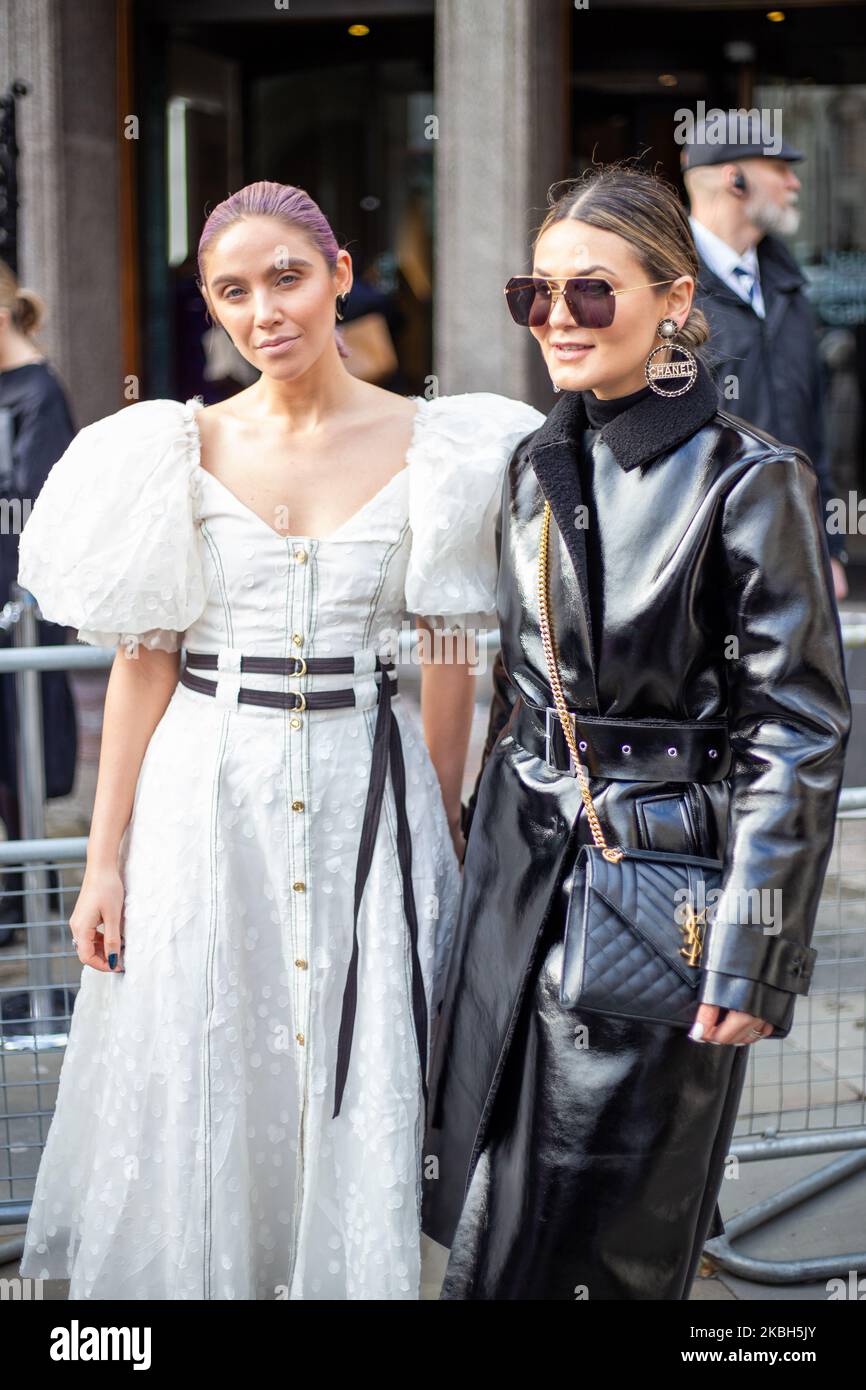 Ein Gast während der London Fashion Week AW 2020, 17. Februar 2020 in London, England (Foto von Robin Pope/NurPhoto) Stockfoto