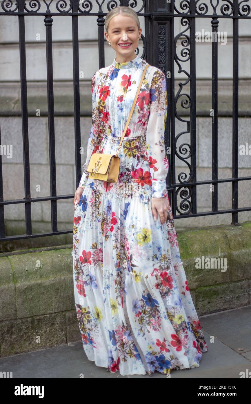 Ein Gast während der London Fashion Week AW 2020, 17. Februar 2020 in London, England (Foto von Robin Pope/NurPhoto) Stockfoto