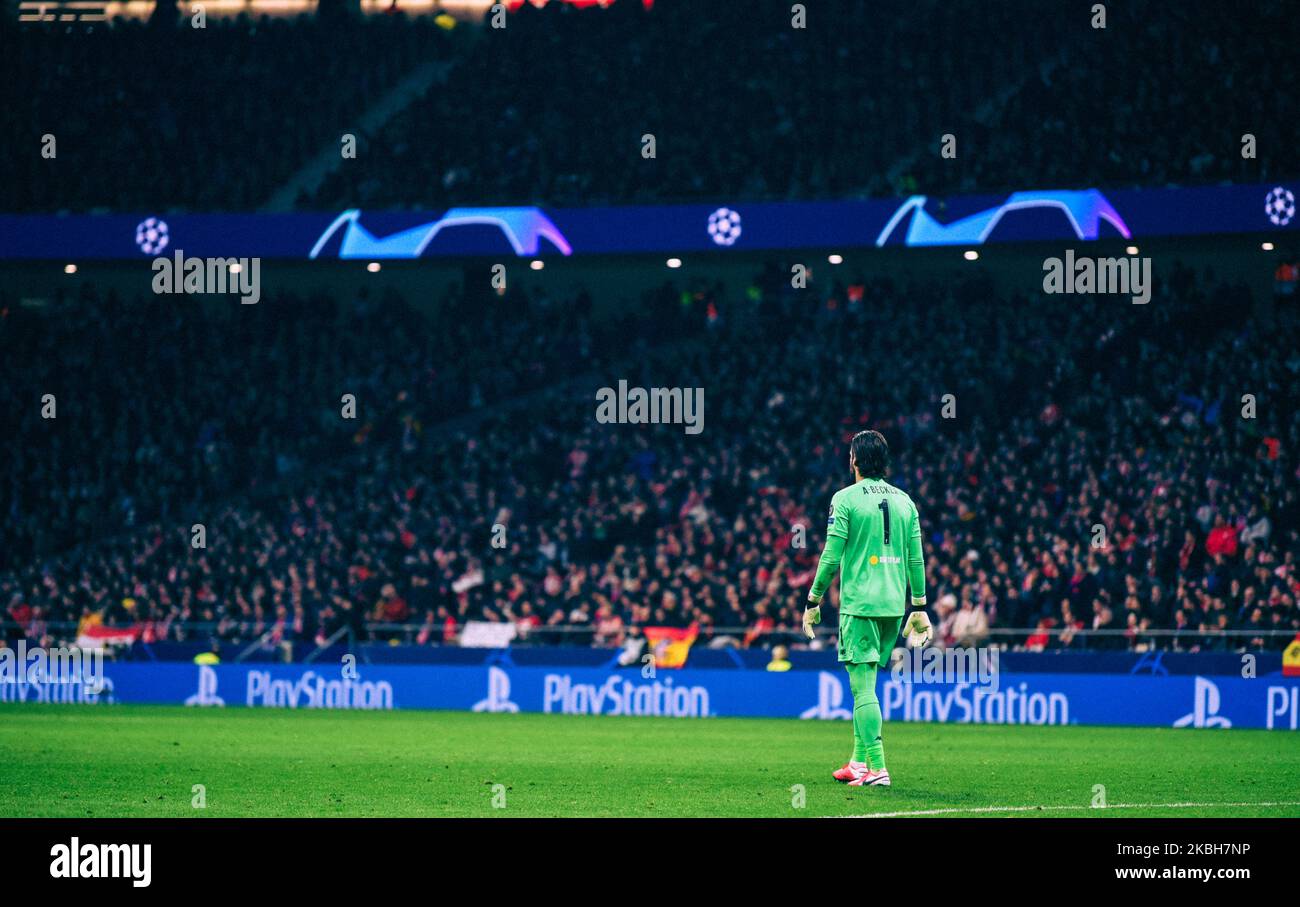 Alisson während des UEFA Champions League-Spiels zwischen Atletico de Madrid und dem FC Liverpool in Wanda Metropolitano am 18. Februar 2020 in Madrid, Spanien. (Foto von Rubén de la Fuente Pérez/NurPhoto) Stockfoto