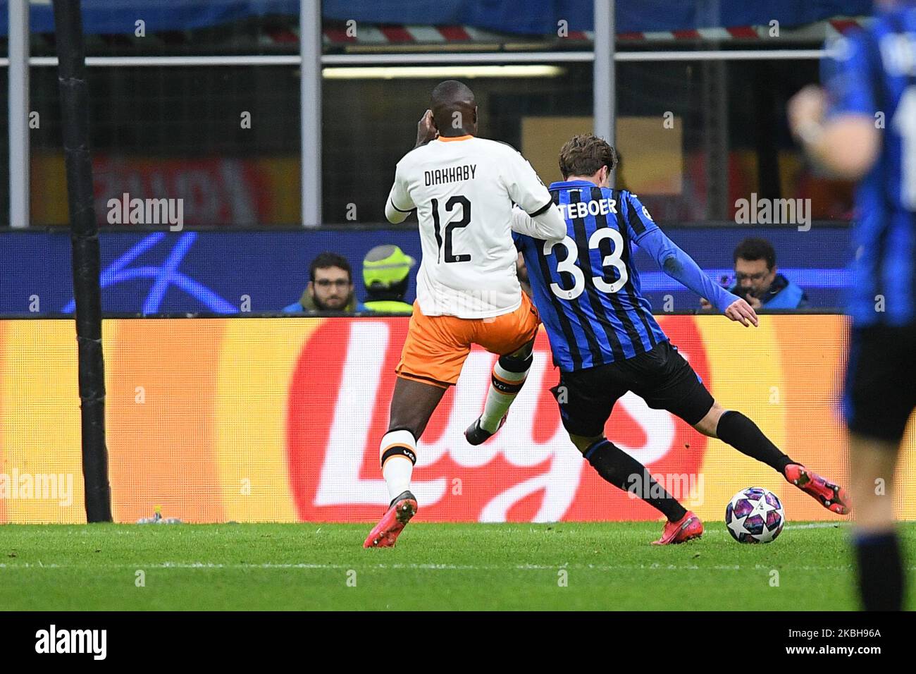 Hans Hateboer von Atalanta erzielt am 19. Februar 2020 im Stadio San Siro, Mailand, Italien, das vierte Tor beim UEFA Champions League-Spiel 16 zwischen Atalanta und Valencia. (Foto von Giuseppe Maffia/NurPhoto) Stockfoto