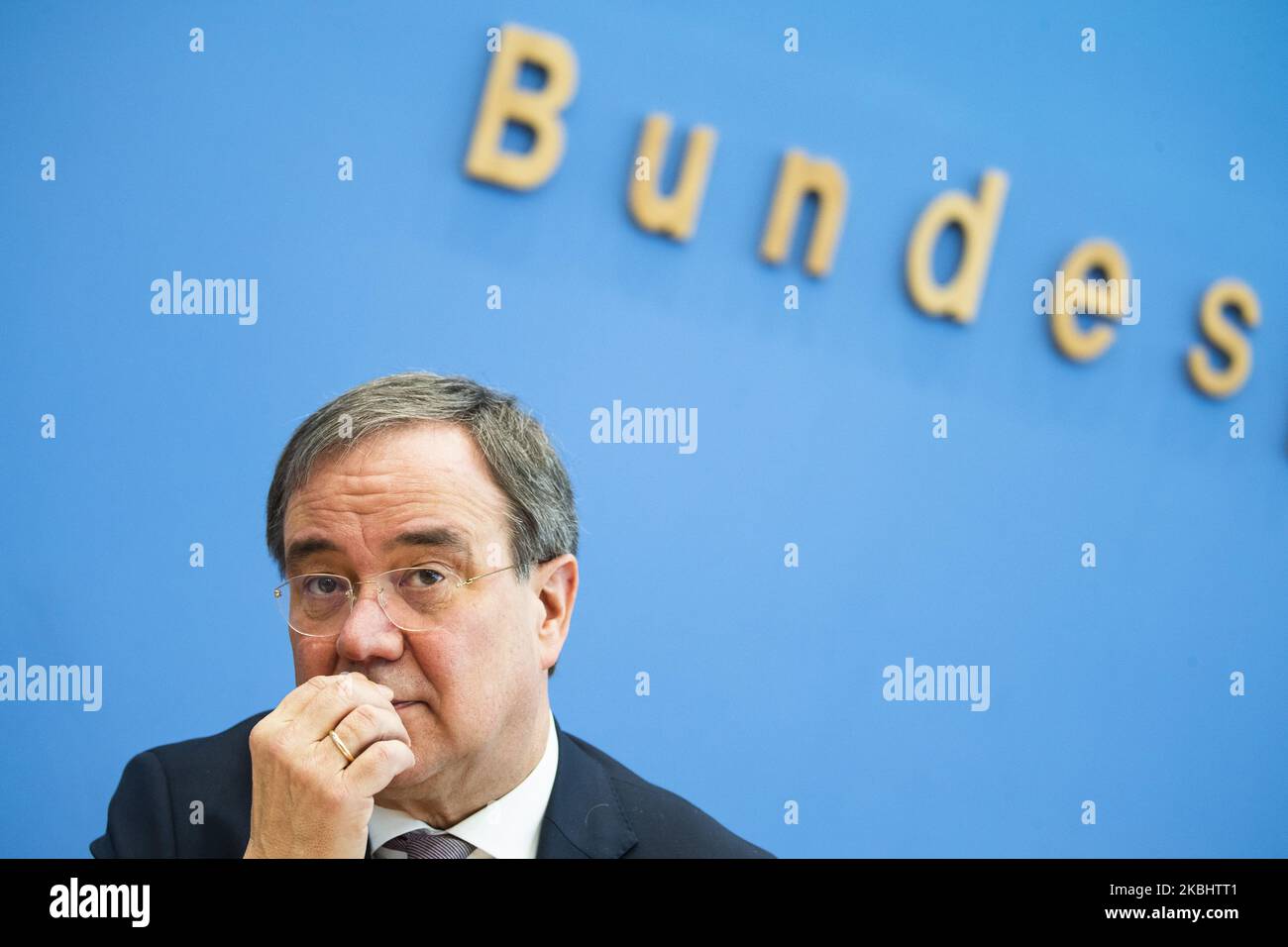 Der deutsche Politiker Armin Laschet kündigt am 25. Februar 2020 seine Kandidatur für die Führung der Christlich Demokratischen Partei Deutschlands in Berlin an. (Foto von Emmanuele Contini/NurPhoto) Stockfoto