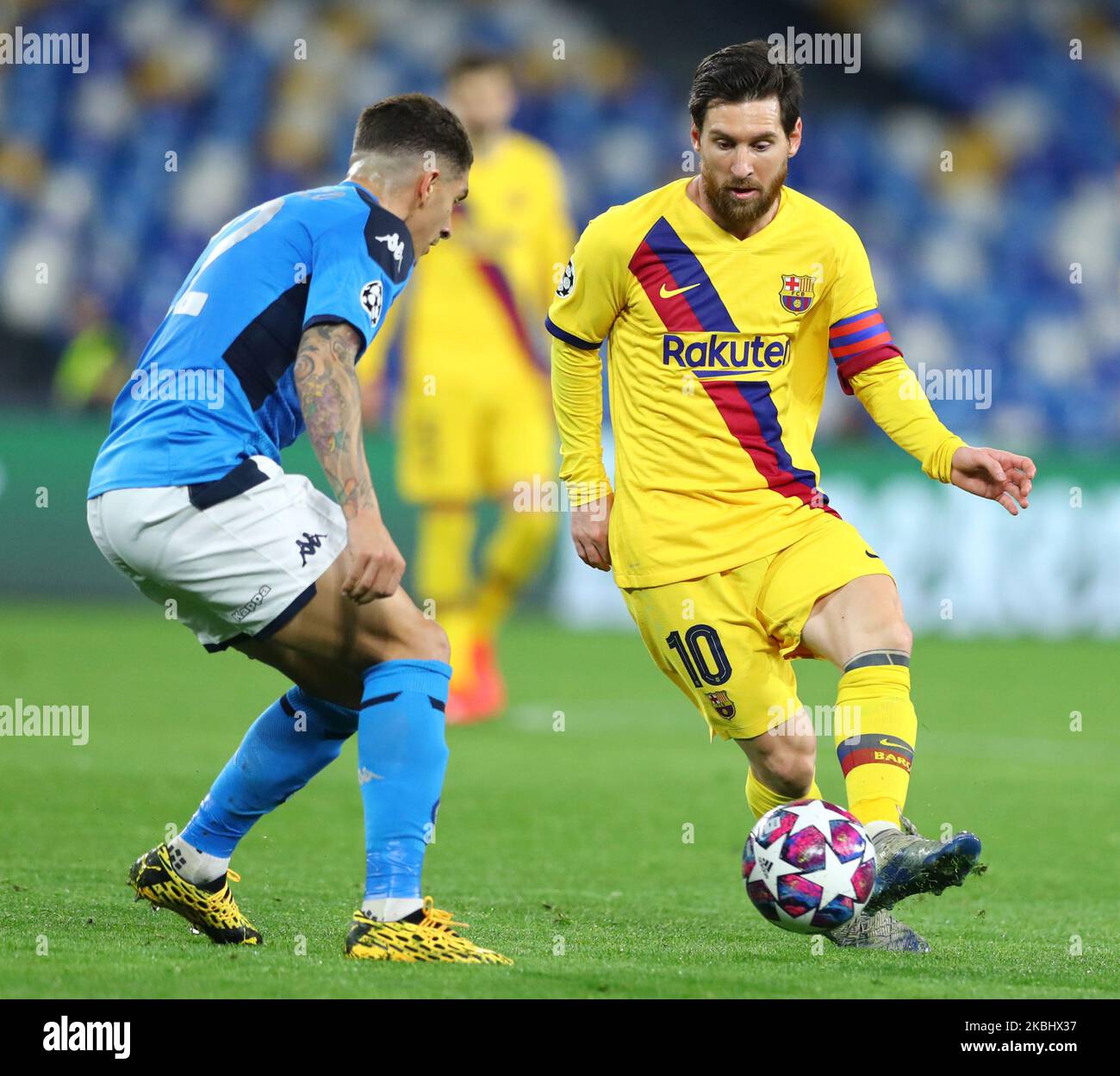 Lionel Messi aus Barcelona in Aktion während des UEFA Champions League-Fußballspiels 16 SSC Napoli gegen FC Barcelona im San Paolo Stadion in Neapel, Italien am 25. Februar 2020 (Foto: Matteo Ciambelli/NurPhoto) Stockfoto