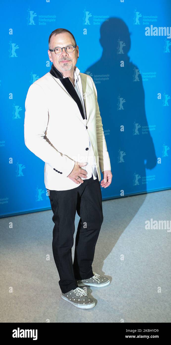 Der amerikanische investigative Reporter und Regisseur David France posiert beim Fotogespräch „Welcome to Tschetschenien“ während der Berlinale 70. am 26. Februar 2020 im Grand Hyatt in Berlin. (Foto von Dominika Zarzycka/NurPhoto) Stockfoto
