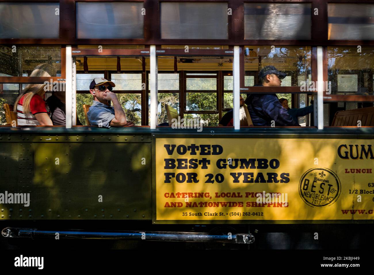 STRASSENBAHN SAINT CHARLES AVENUE NEW ORLEANS LOUISIANA USA Stockfoto