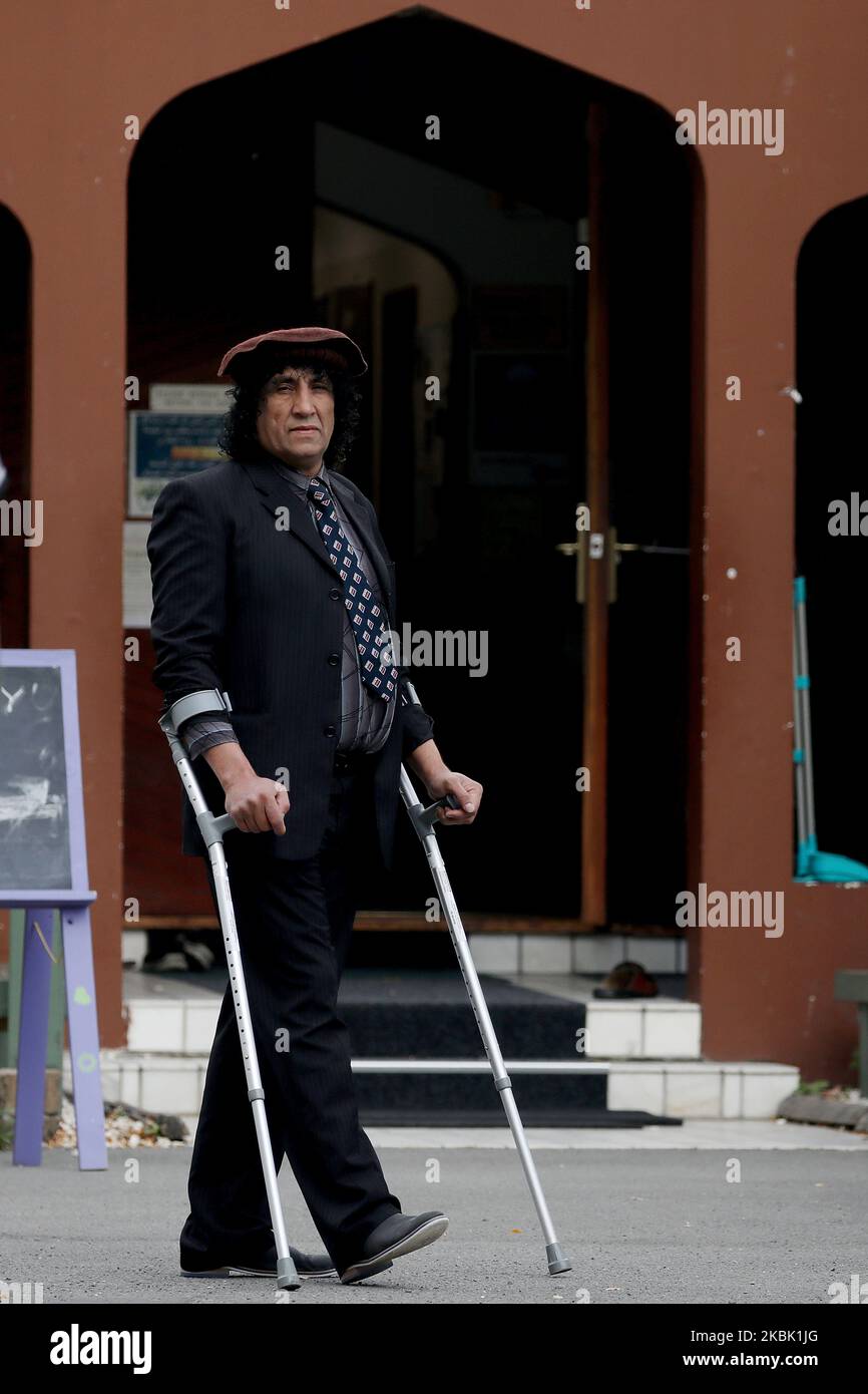 Taj Mohammed Kamra, ein Überlebender der der Christchurch-Moschee, blickt am 15. März 2020 auf die Al Noor-Moschee in Christchurch, Neuseeland. Am 15. März letzten Jahres 51 Menschen starben und 49 wurden bei den Erschießungen in Christchurch's Al Noor und Linwood verletzt Mosques als ein Schütze das Feuer auf Gläubige eröffnete. Es wurde als Neuseelands 'markester Tag' bezeichnet. Veranstaltungen im ganzen Land, darunter der Christchurch National Remembrance Service, der den ersten Jahrestag der Angriffe annahm Wurde aufgrund von Sicherheitsängsten wegen Covid-19 abgesagt. (Foto von Sanka Vidanagama/NurPhoto) Stockfoto