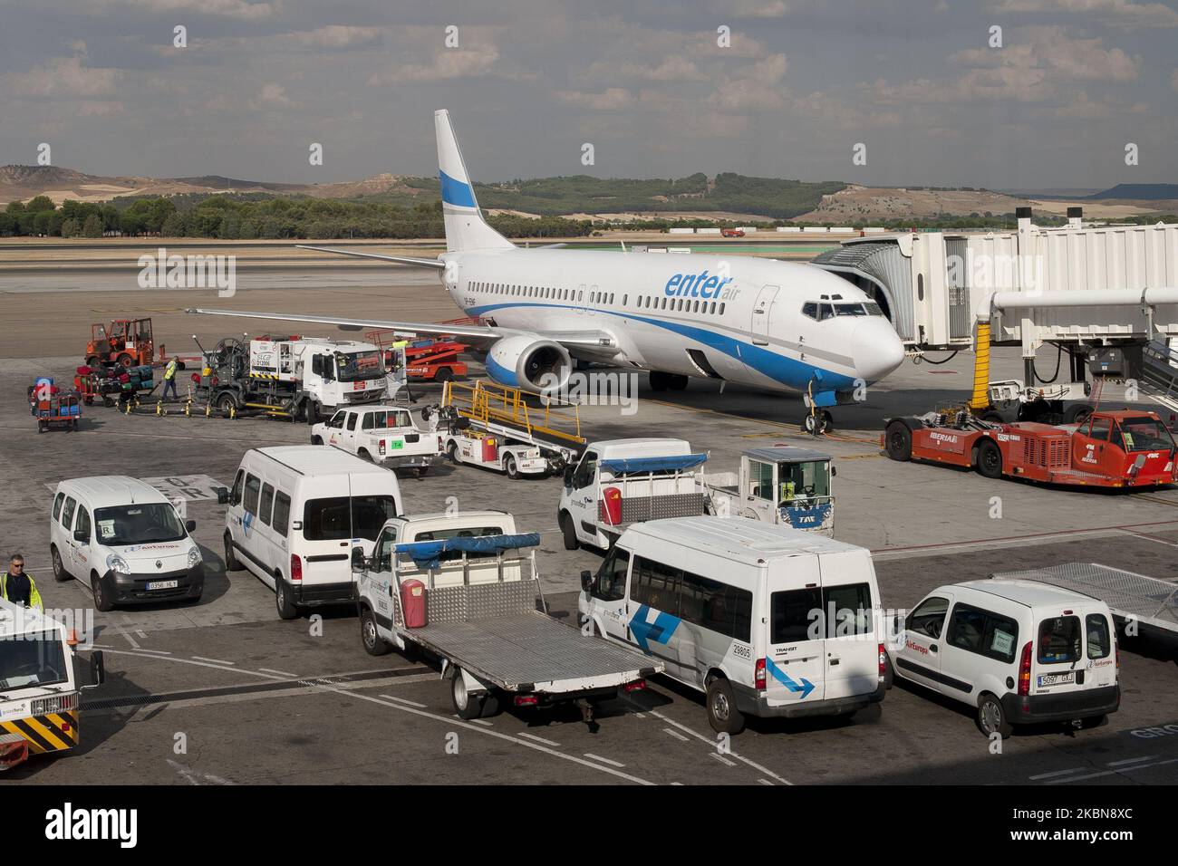 Fluggesellschaften betrieben passagierflugzeuge fotos und