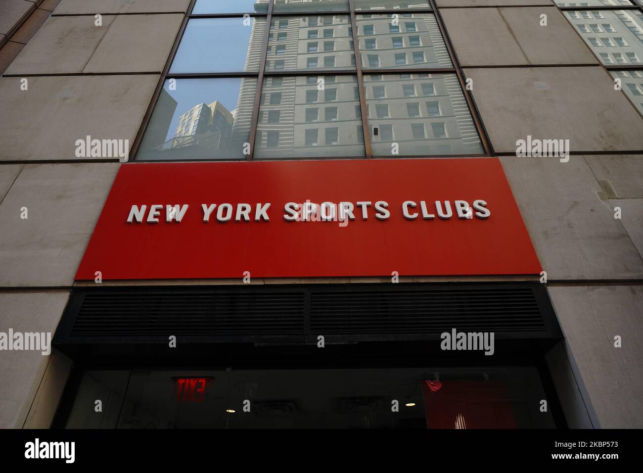 Ein Blick auf den New York Sports Club während der Coronavirus-Pandemie am 20. Mai 2020 in New York City. COVID-19 hat sich in den meisten Ländern der Welt verbreitet und forderte über 316.000 Menschenleben mit über 4,8 Millionen gemeldeten Infektionen. (Foto von John Nacion/NurPhoto) Stockfoto