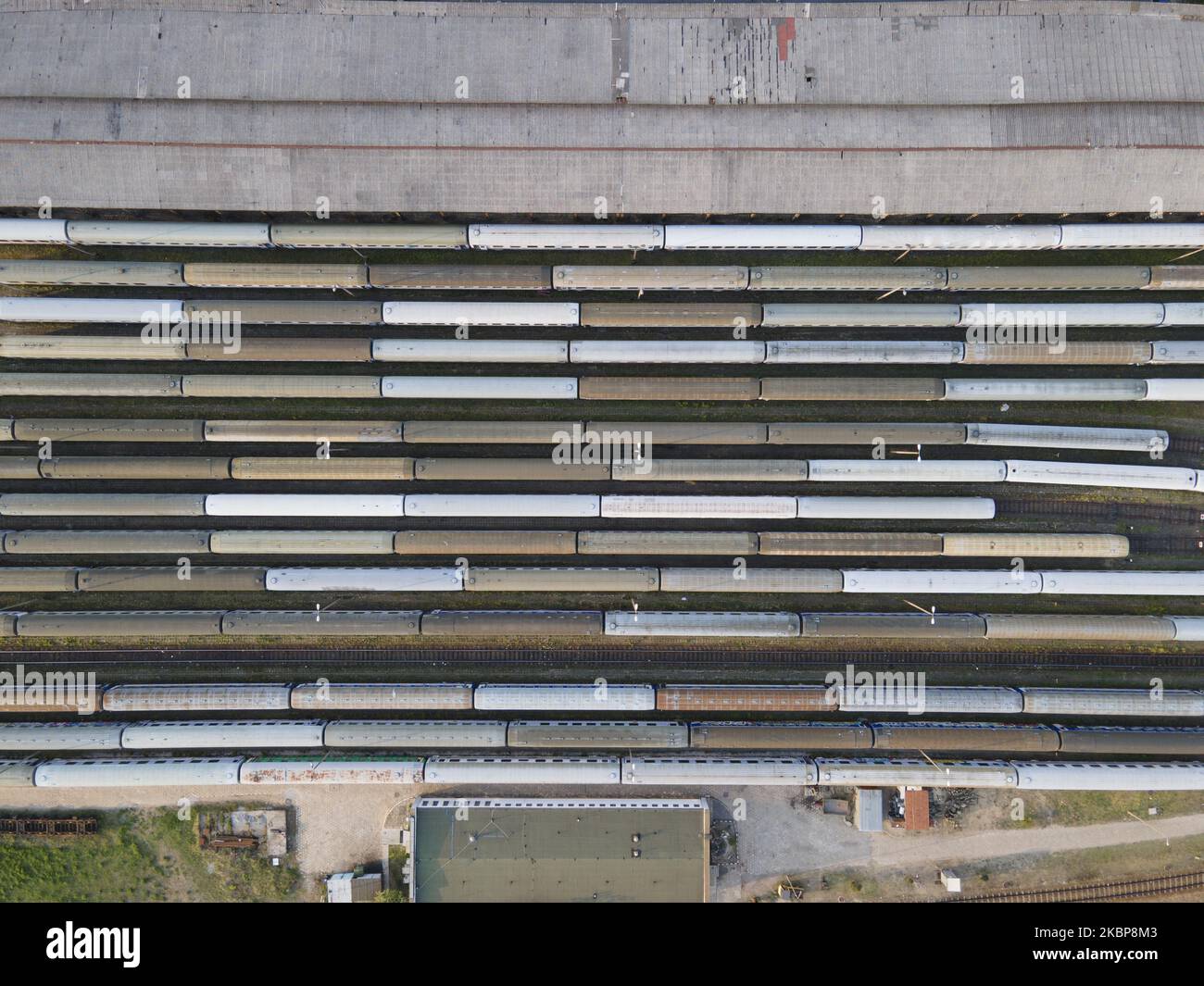 Am 14. Mai 2020 werden leere Eisenbahnwaggons auf dem PKP-Bahnhof in Warschau, Polen, gesehen. (Foto von Jaap Arriens/NurPhoto) Stockfoto