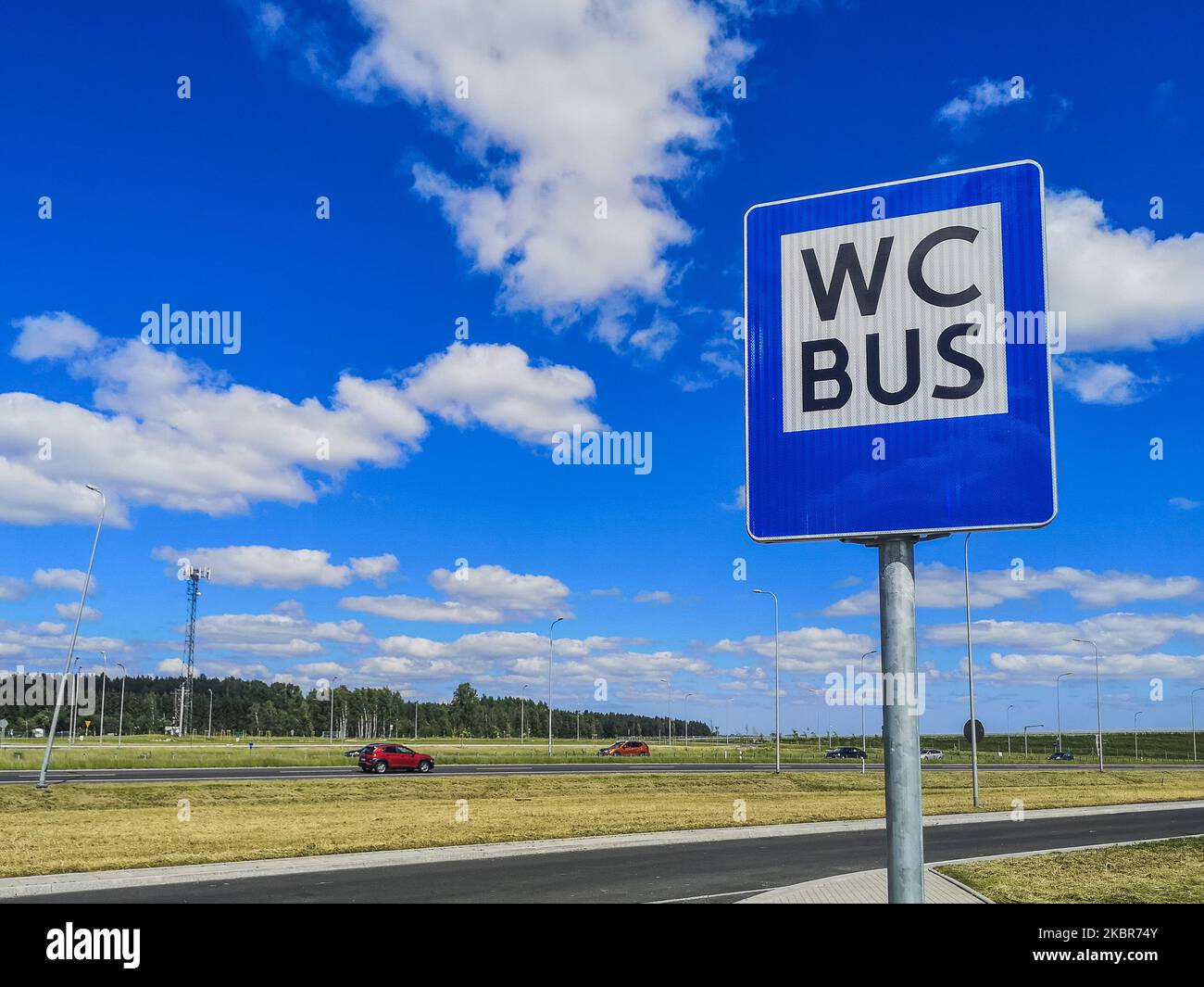 Am 14. Juni 2020 ist in Stettin, Polen, eine Müllkippe für Busse und Wohnmobile zu sehen (Foto: Michal Fludra/NurPhoto) Stockfoto