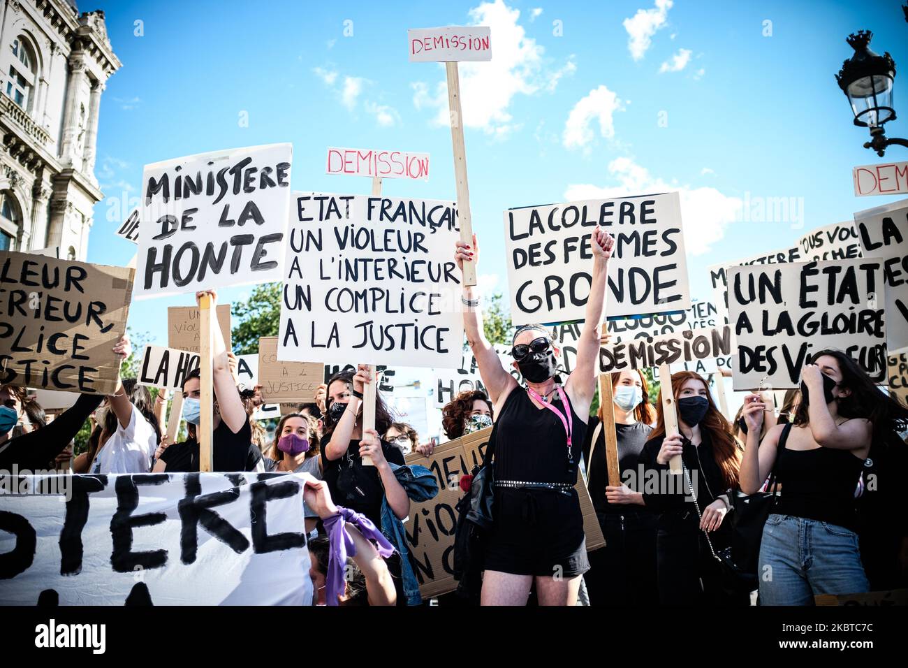 Am 10. Juli 2020 protestierten mehrere tausend Demonstranten in Paris und mehreren Städten in