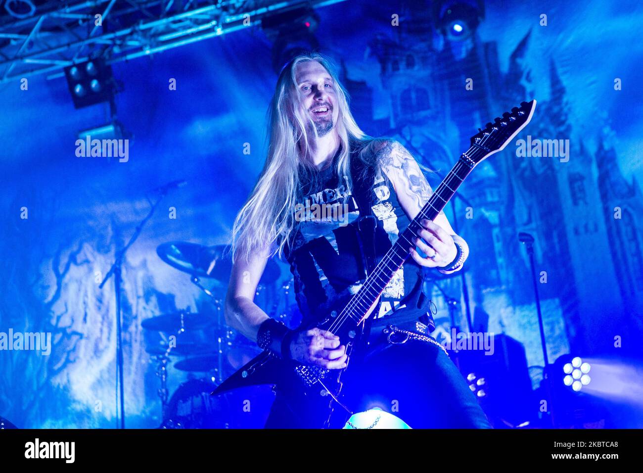 Oscar Dronjak von der schwedischen Heavy Metal Band Hammerfall tritt am 28 2015. Januar live im Alcatraz in Mailand auf (Foto: Mairo Cinquetti/NurPhoto) Stockfoto