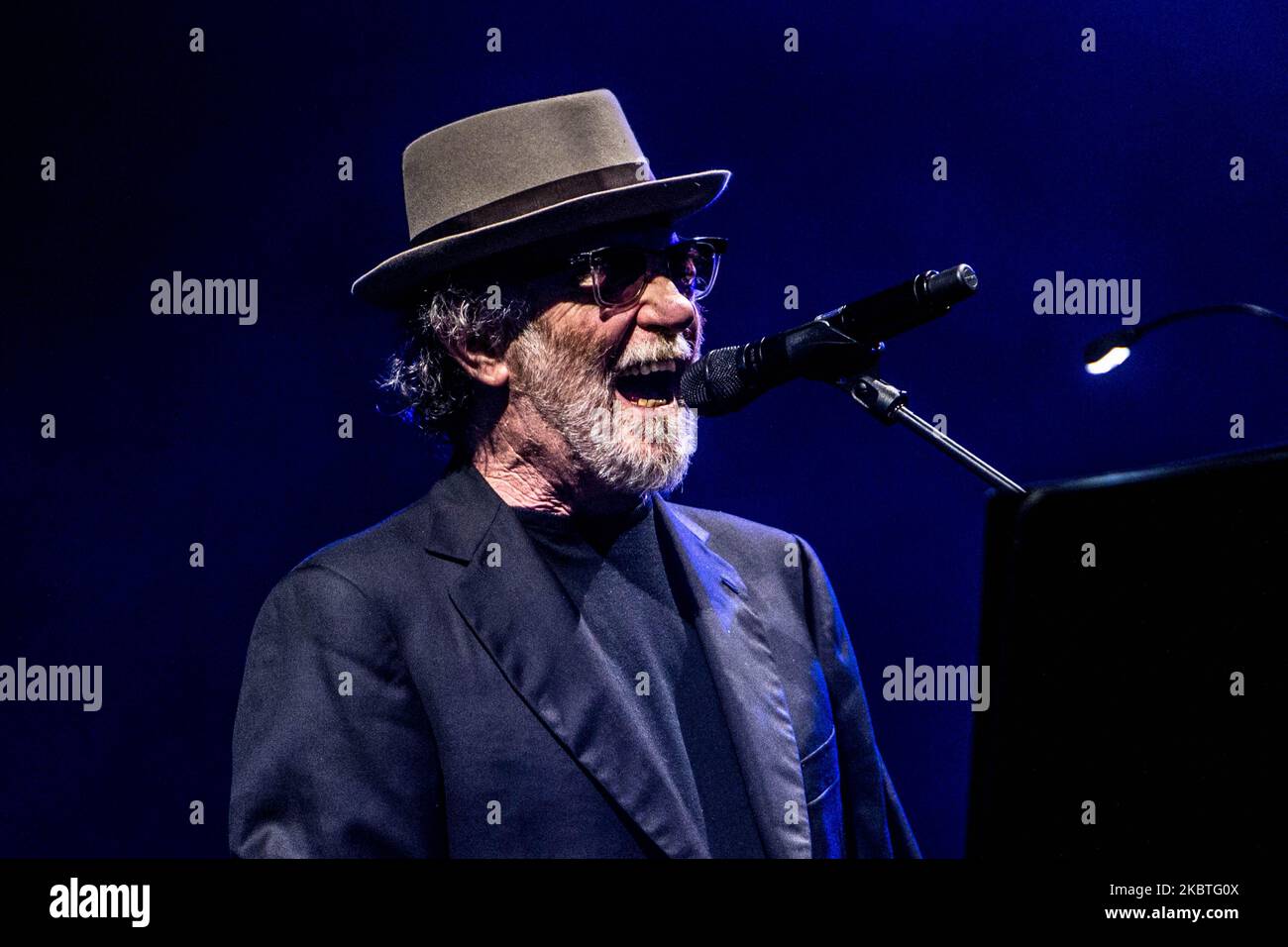 Francesco De Gregori spielt am 23 2016. März in Mailand, Italien (Foto: Mairo Cinquetti/NurPhoto) Stockfoto