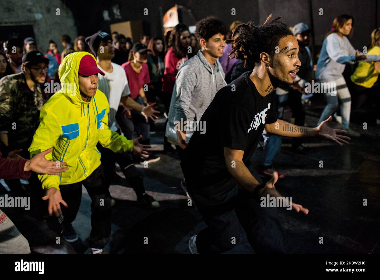 Tunis, Tunesien, 26. Januar 2017. Wie in Brooklyn der 90er Jahre wenden sich die wichtigen Persönlichkeiten der Bewegung nun der Übertragung zu, um die lokale Hip-Hop-Kultur zu verewigen. Initiationsworkshops werden regelmäßig vom Verein Art Solution organisiert. (Foto von Emeric Fohlen/NurPhoto) Stockfoto