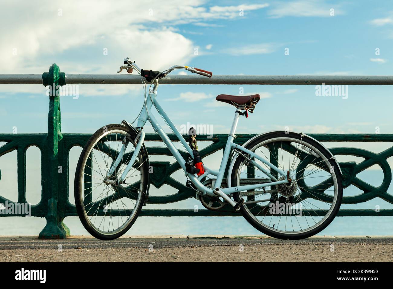 Fahrradparker an der Küste von Brighton, East Sussex, England. Stockfoto