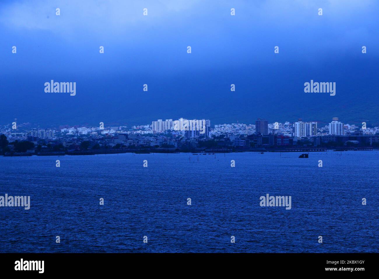 Monsun Wolken Hover Über Ajmer City In Rajasthan, Indien Am 11. August 2020. (Foto von Himanshu Sharma/NurPhoto) Stockfoto