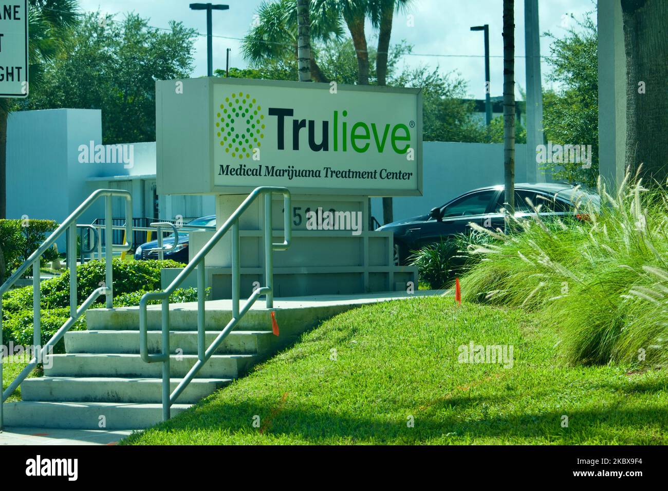 Trulieve Medical Marihuana Treatment Center Ziegel und Mörtel-Shop. Stockfoto