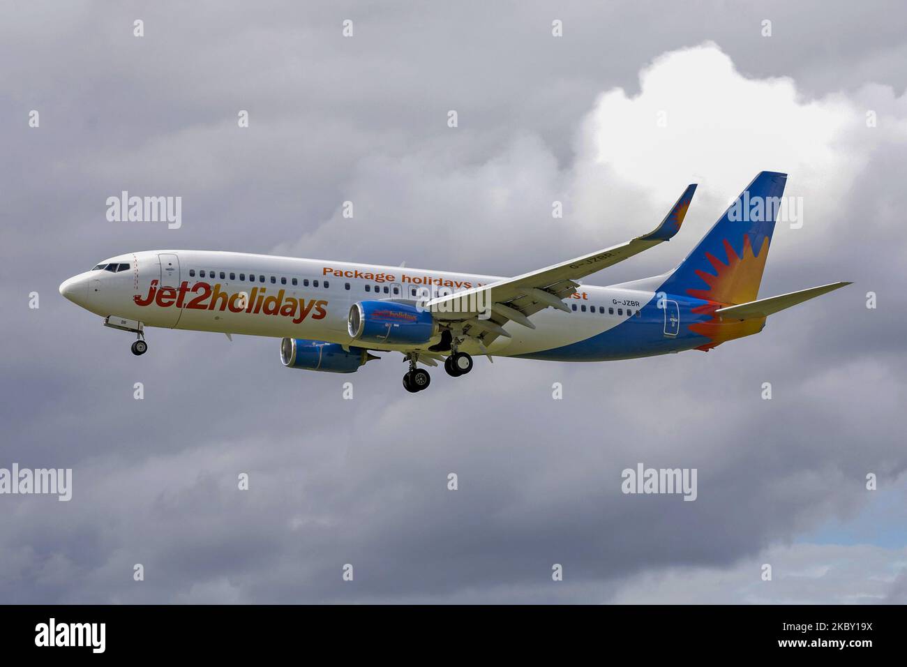 Eine Jet2 Boeing 737 landet am 23.. Juli 2020 auf dem Newcastle Airport, England. (Foto von Robert Smith/MI News/NurPhoto) Stockfoto