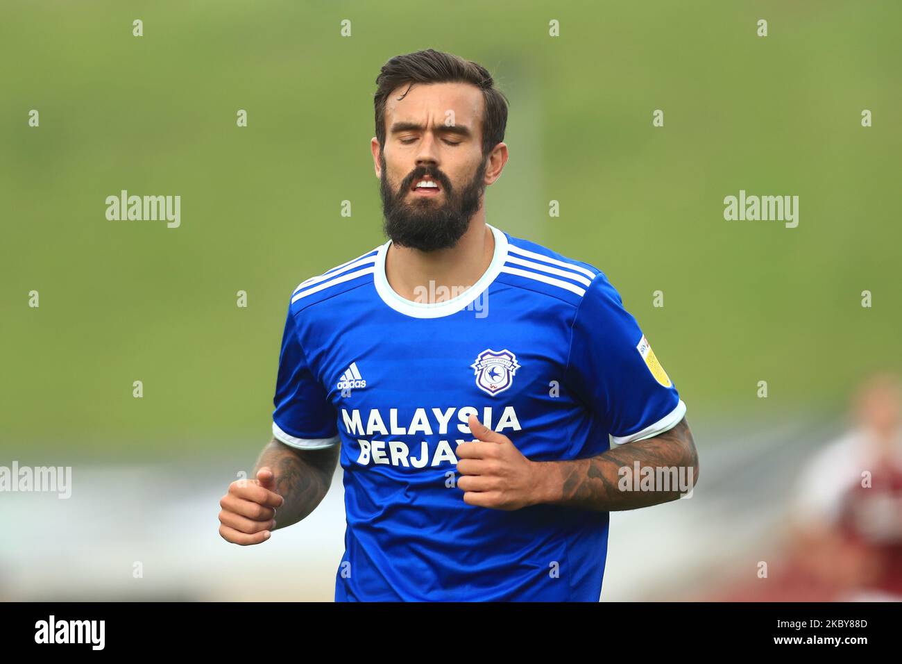 Marlon Pack von Cardiff City während des Carabao Cup-Spiels zwischen Northampton Town und Cardiff City im PTS Academy Stadium, Northampton. (Foto von Leila Coker/MI News/NurPhoto) Stockfoto