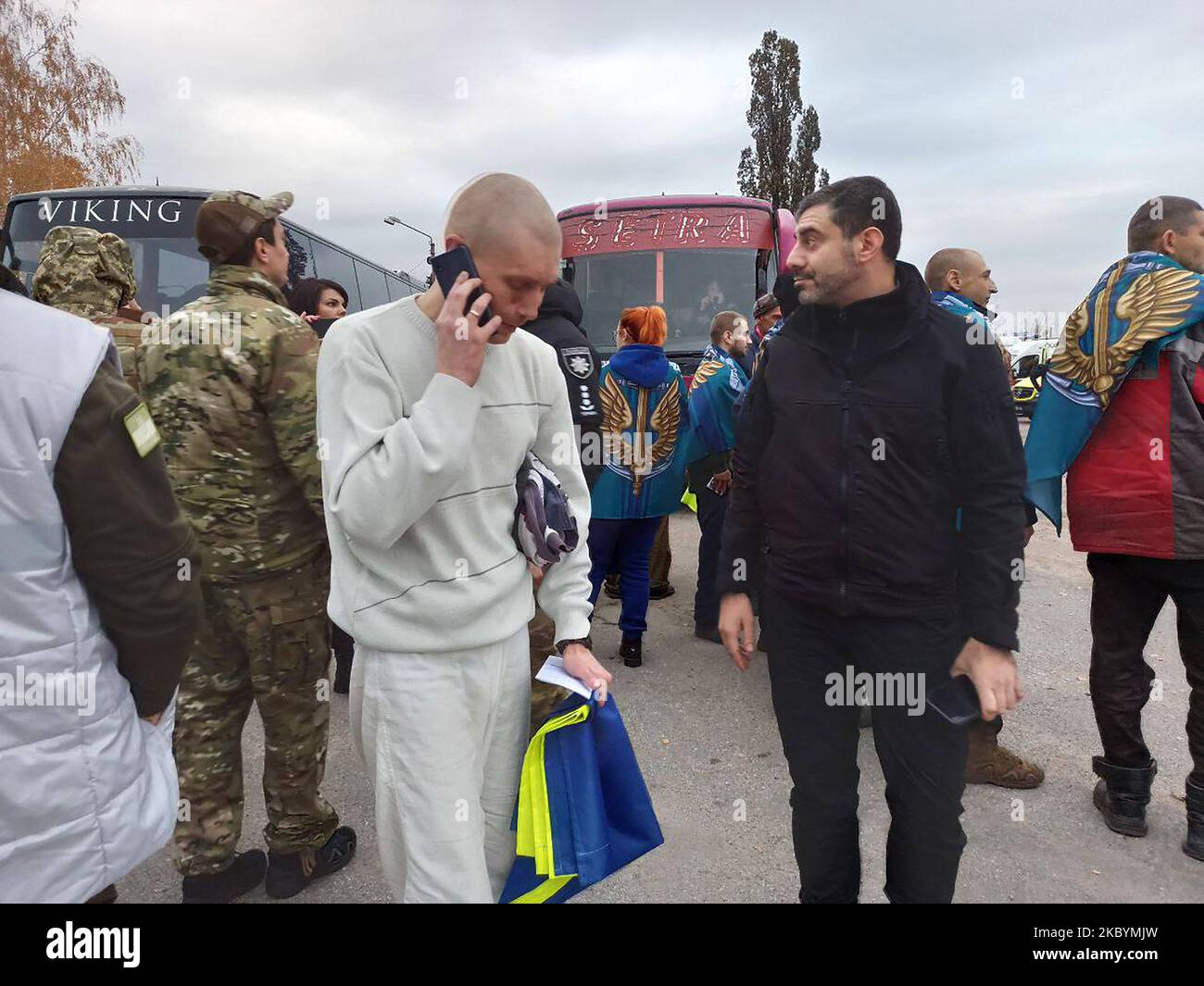 Ukrainische kriegsgefangene die von der russischen armee gefangen