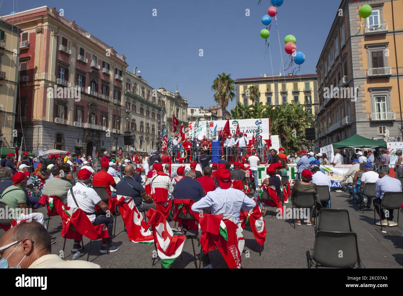 Der Sekretär des Cgil Maurizio Landini spricht während der Demonstration der Gewerkschaften CGIL, CISL und UIL am 18. September 2020 in Neapel, Italien. (Foto von Stephane Rouppert/NurPhoto) Stockfoto