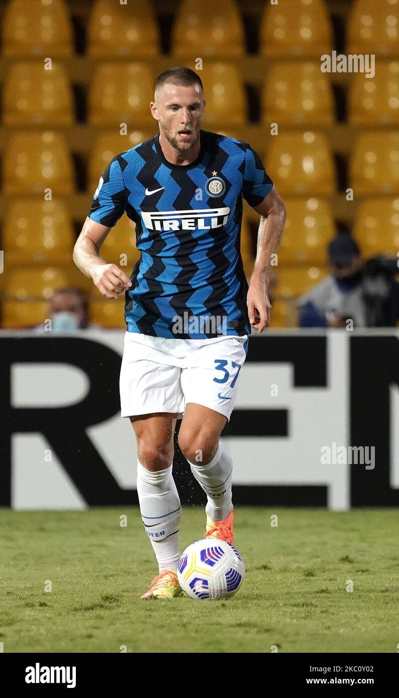 Milan Skriniar des FC Internazionale während des Serie-A-Spiels zwischen Benevento Calcio und FC Internazionale Milano am 30. September 2020 Stadion 'Ciro Vigorito' in Benevento, Italien (Foto: Gabriele Maricchiolo/NurPhoto) Stockfoto