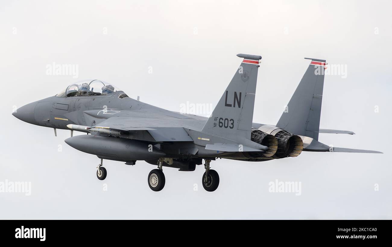 LN AF 91 603 US Air Force McDonnell Douglas F-15E Schlag Adler des 494. Fighter Squadron (Panthers) 48. Fighter Wing landet am 5. Oktober 2020 in RAF Lakenheath, England. (Foto von Jon Hobley/MI News/NurPhoto) Stockfoto