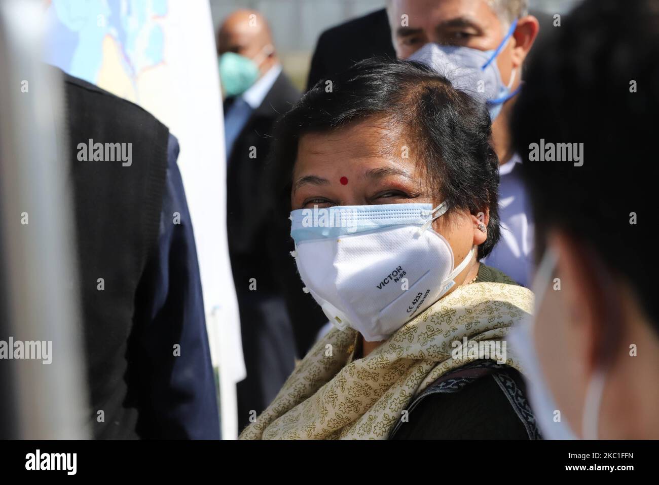 Jammu und die Oberjustizerin von Kaschmir, Gita Mittal, während ihres Besuchs in Sopore, Distrikt Baramulla, Jammu und Kashmir, Indien, am 10. Oktober 2020. (Foto von Nasir Kachroo/NurPhoto) Stockfoto