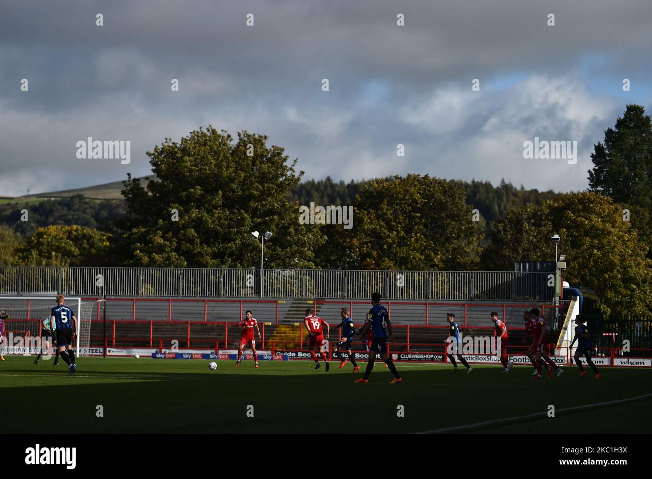 Das Sky Bet League 1-Spiel zwischen Accrington Stanley und Rochdale im Wham Stadium, Accrington, am Samstag, 10.. Oktober 2020. (Foto von Pat Scaasi/MI News/NurPhoto) Stockfoto