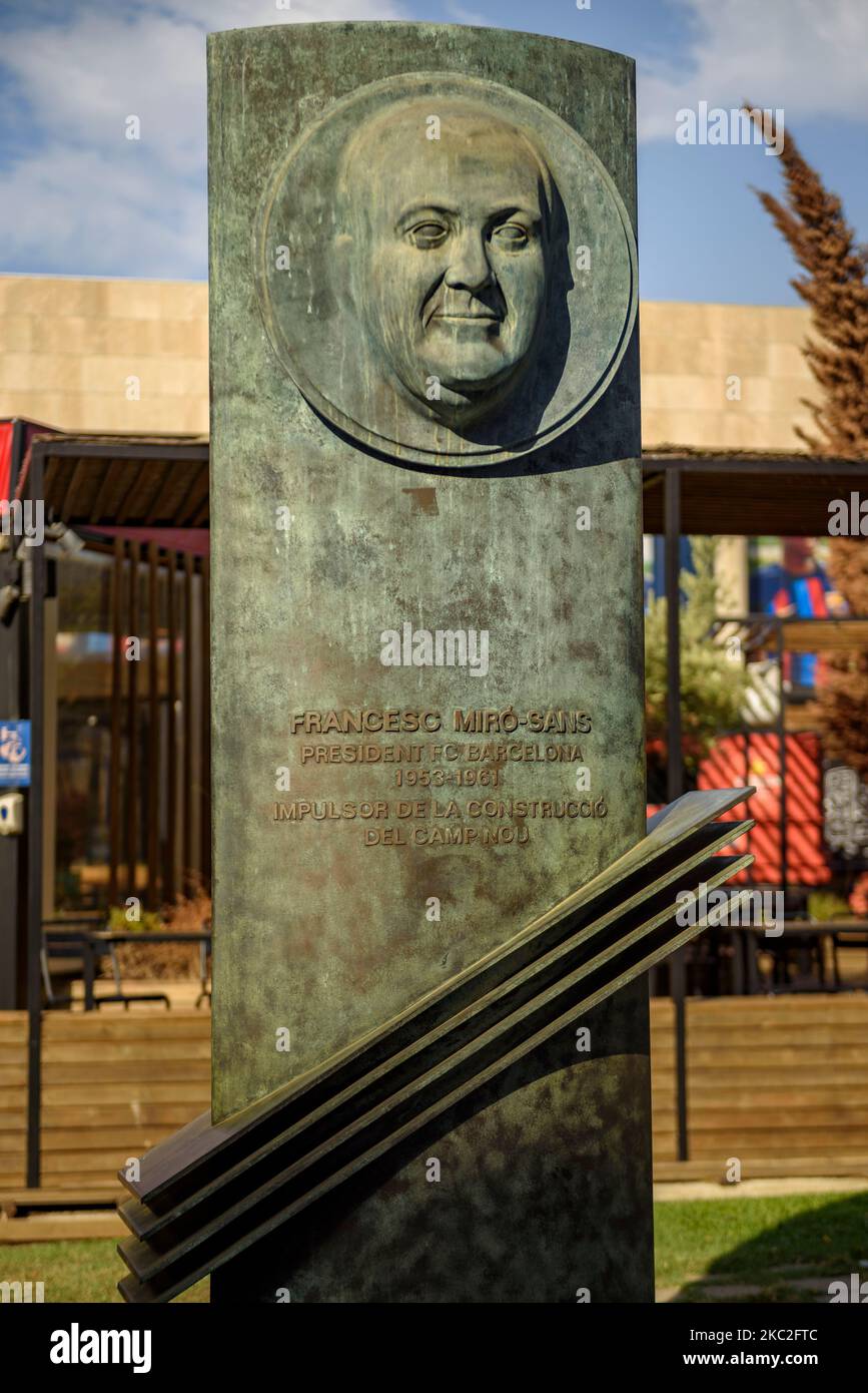 Skulptur von Francesc Miró-Sans, dem Präsidenten des FC Barcelona, der den Bau des Stadions Camp Nou (Barcelona, Katalonien, Spanien) förderte Stockfoto