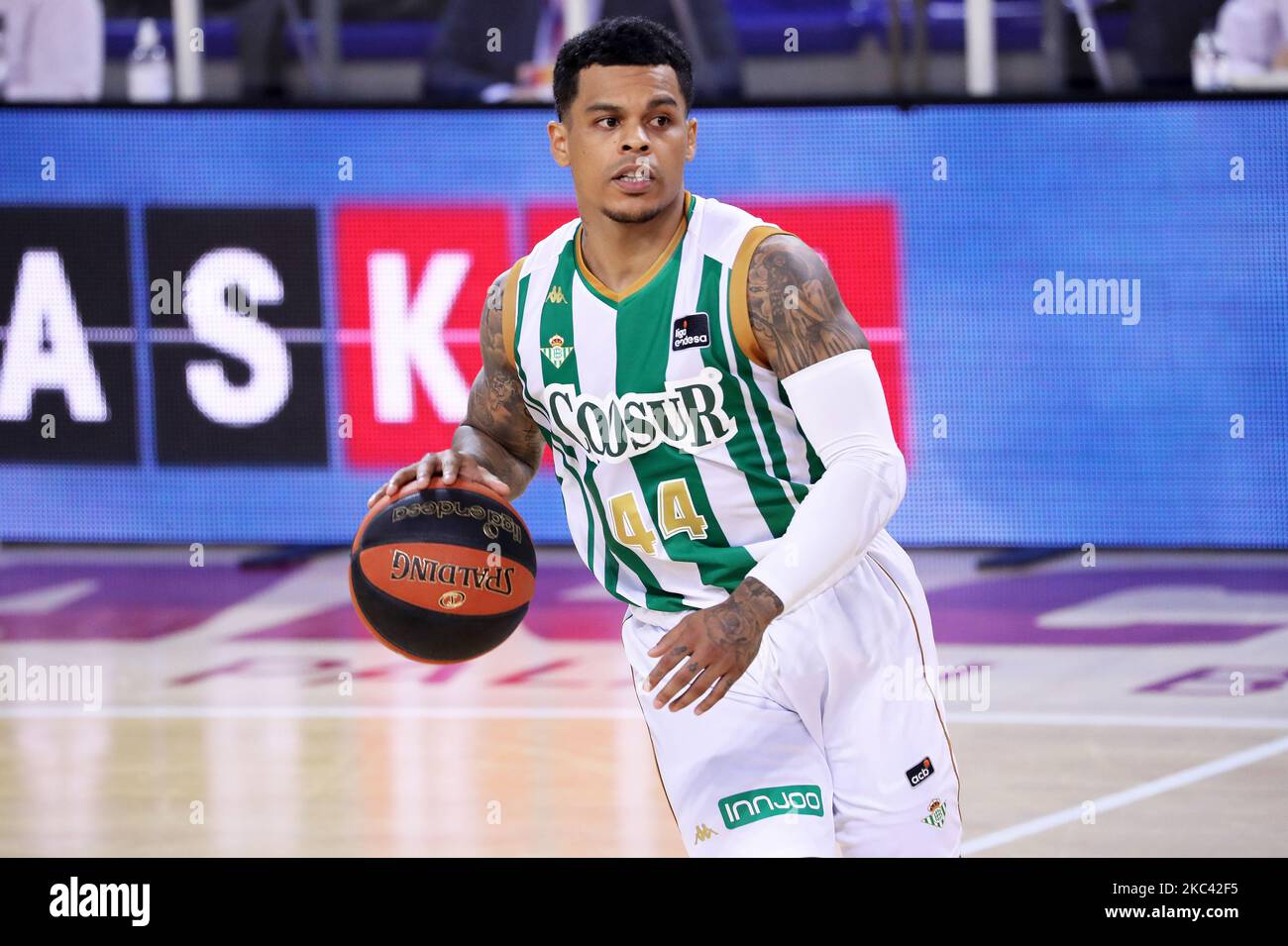 T.J. Campbell während des Spiels zwischen dem FC Barcelona und Real Betis Baloncesto, entsprechend der 11. Woche der Liga Endesa, spielte am 14.. November 2020 im Palau Blaugrana in Barcelona, Spanien. (Foto von Joan Valls/Urbanandsport/NurPhoto) Stockfoto