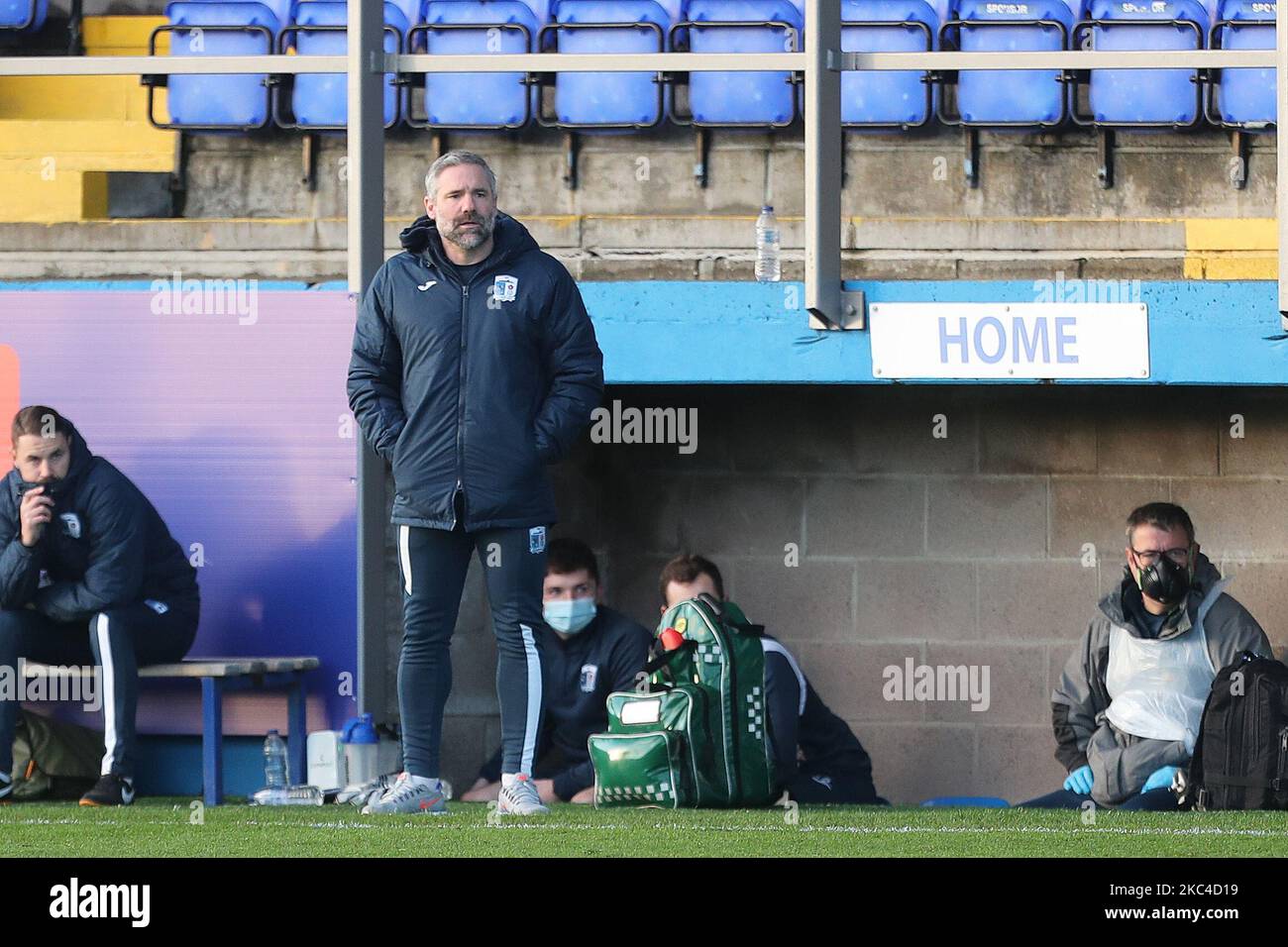 Barrow-Manager David Dunn während des Sky Bet League 2-Spiels zwischen Barrow und Forest Green Rovers in der Holker Street, Barrow-in-Furness am Samstag, den 21.. November 2020. (Foto von Mark Fletcher/MI News/NurPhoto) Stockfoto