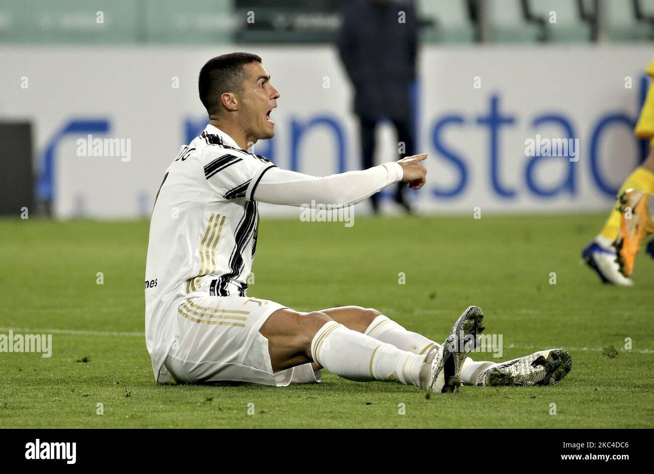 Cristiano Ronaldo von Juventus reagiert während des Serie-A-Spiels zwischen Juventus und Cagliari Calcio im Allianz-Stadion am 21. November 2020 in Turin, Italien. (Foto von Giuseppe Cottini/NurPhoto) Stockfoto