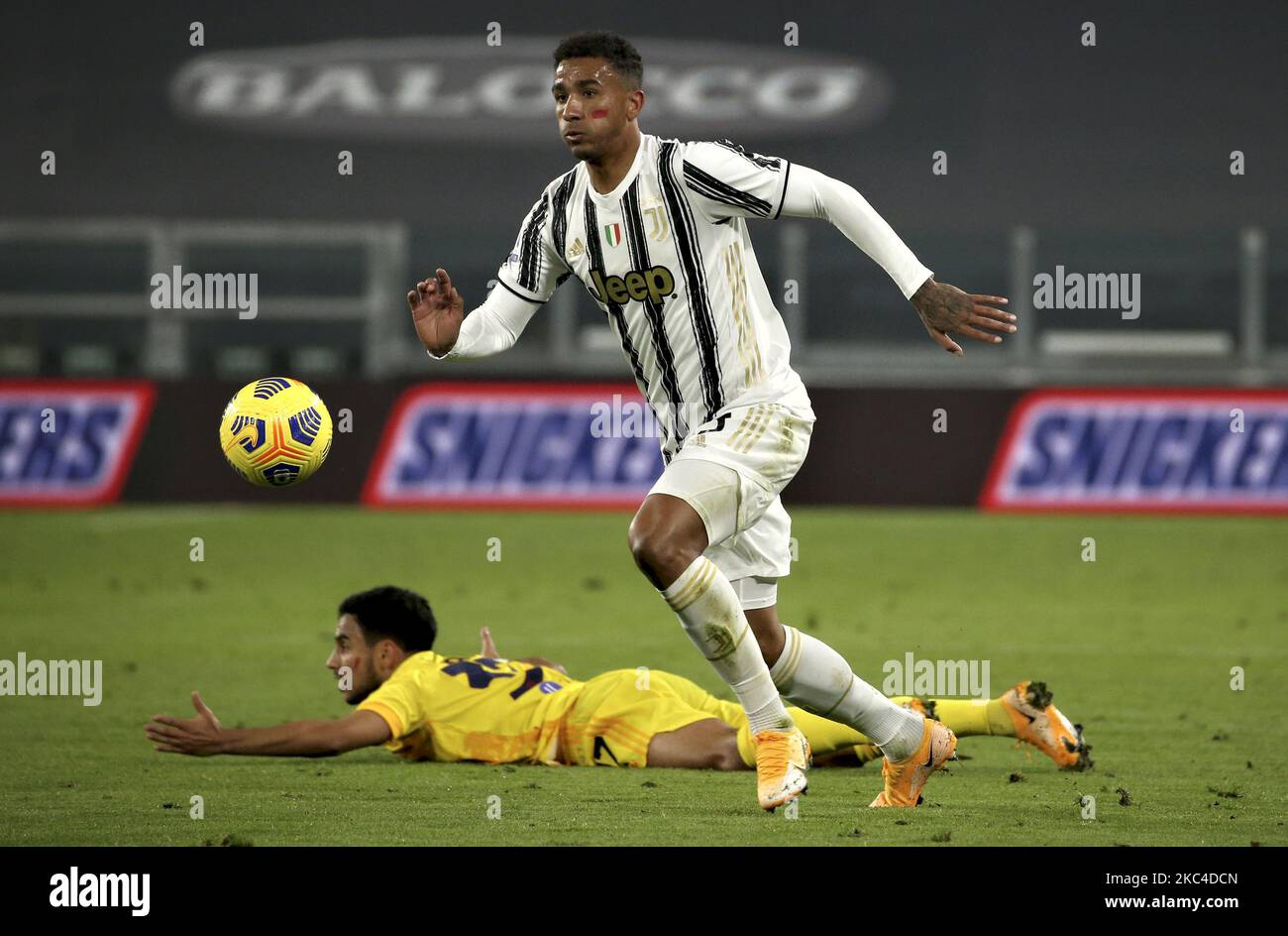 Danilo von Juventus in Aktion während der Serie Ein Spiel zwischen Juventus und Cagliari Calcio im Allianz Stadium am 21. November 2020 in Turin, Italien. (Foto von Giuseppe Cottini/NurPhoto) Stockfoto