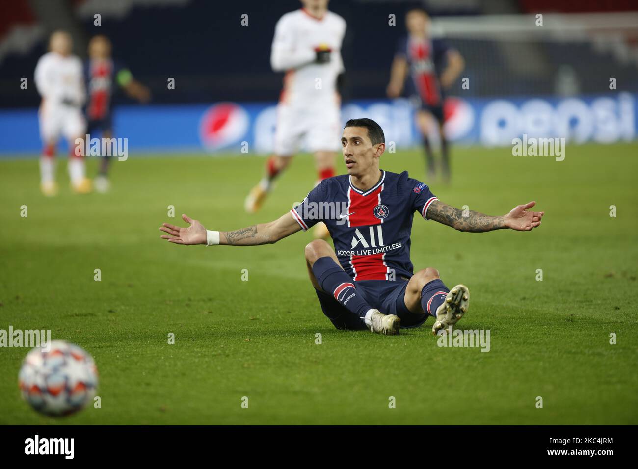 Angel Di Maria von Paris Saint-Germain während des UEFA Champions League-Fußballspiels der Gruppe H in der zweiten Liga zwischen Paris Saint-Germain (PSG) und RB Leipzig am 24. November 2020 im Stadion Parc des Princes in Paris. (Foto von Mehdi Taamallah/NurPhoto) Stockfoto