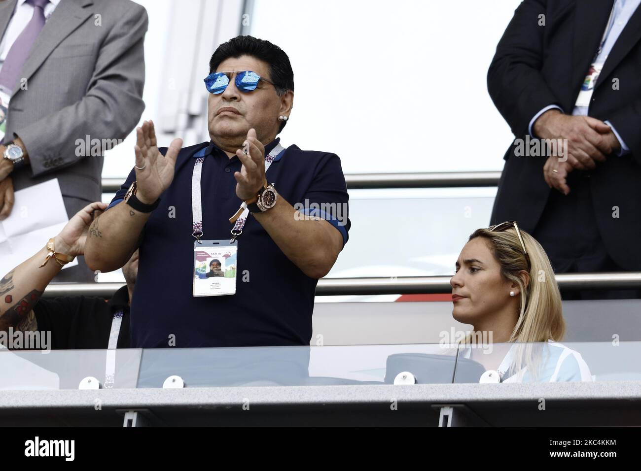 Diego Maradona während des Spiels der FIFA Fußball-Weltmeisterschaft Russland 16 zwischen Frankreich und Argentinien 2018 in der Kazan Arena am 30. Juni 2018 in Kazan, Russland. (Foto von Mehdi Taamallah/NurPhoto) Stockfoto