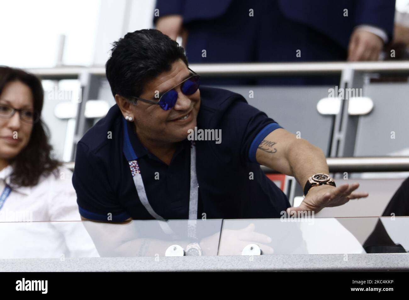 Diego Maradona während des Spiels der FIFA Fußball-Weltmeisterschaft Russland 16 zwischen Frankreich und Argentinien 2018 in der Kazan Arena am 30. Juni 2018 in Kazan, Russland. (Foto von Mehdi Taamallah/NurPhoto) Stockfoto