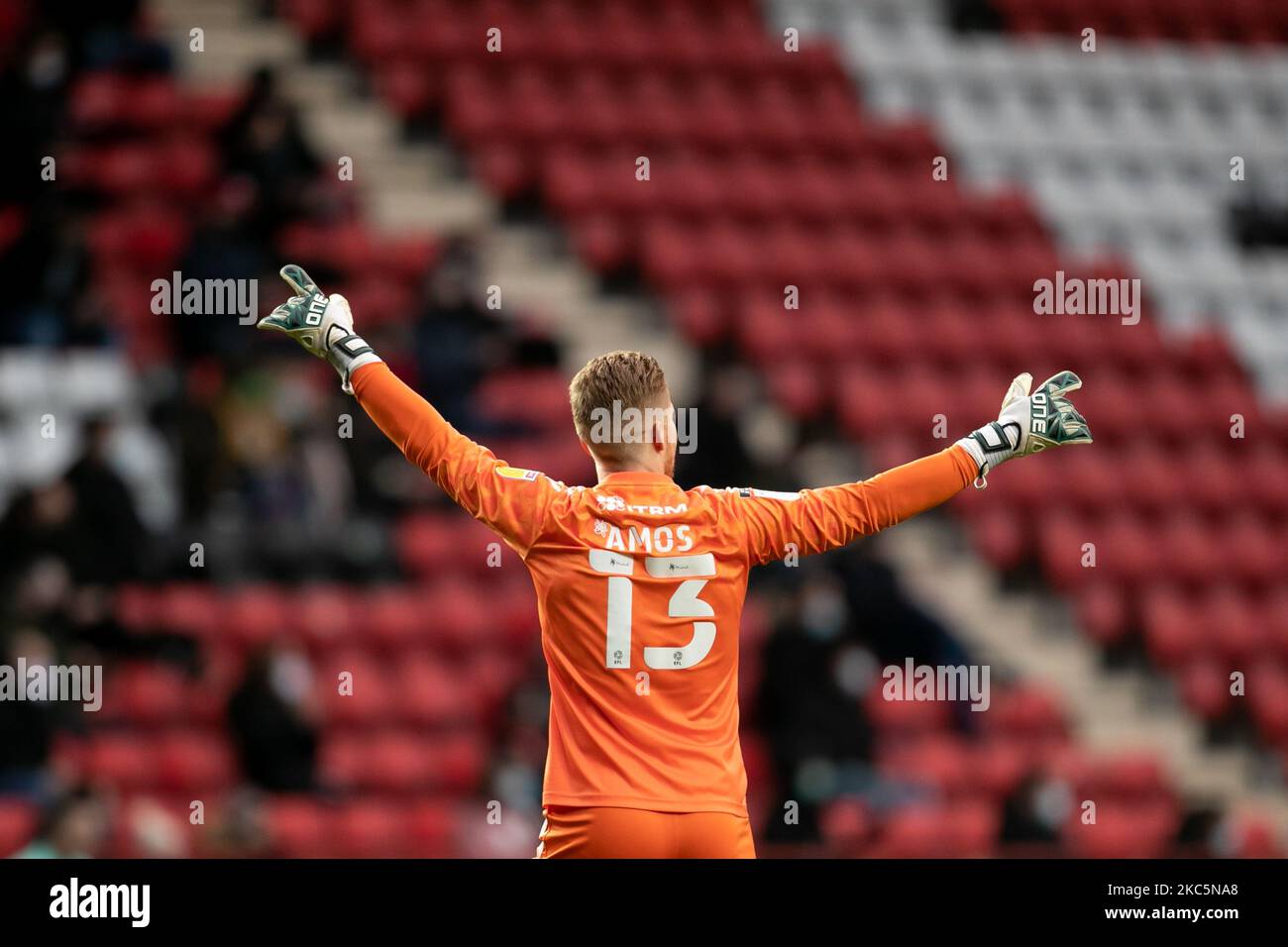 Ben Amos von Charlton Athletic während des Spiels der Sky Bet League 1 zwischen Charlton Athletic und AFC Wimbledon am Samstag, dem 12.. Dezember 2020, im The Valley, London. (Foto von Juan Gasparini/MI News/NurPhoto) Stockfoto