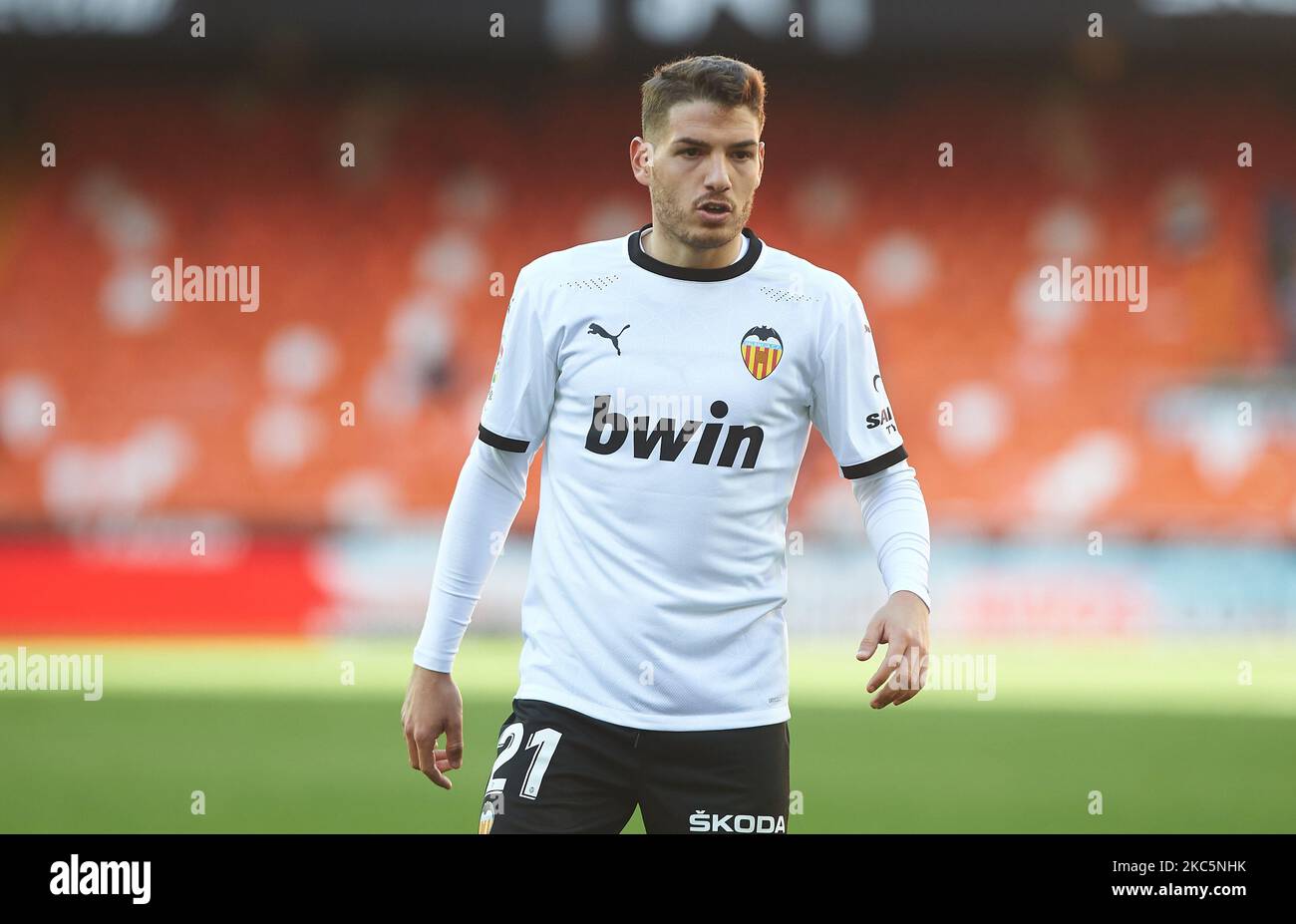 Manu Vallejo von Valencia CF während der La Liga Santander mach zwischen Valencia und dem Atlhletic Club im Estadio de Mestalla am 12. Dezember 2020 in Valencia, Spanien (Foto: Maria Jose Segovia/NurPhoto) Stockfoto